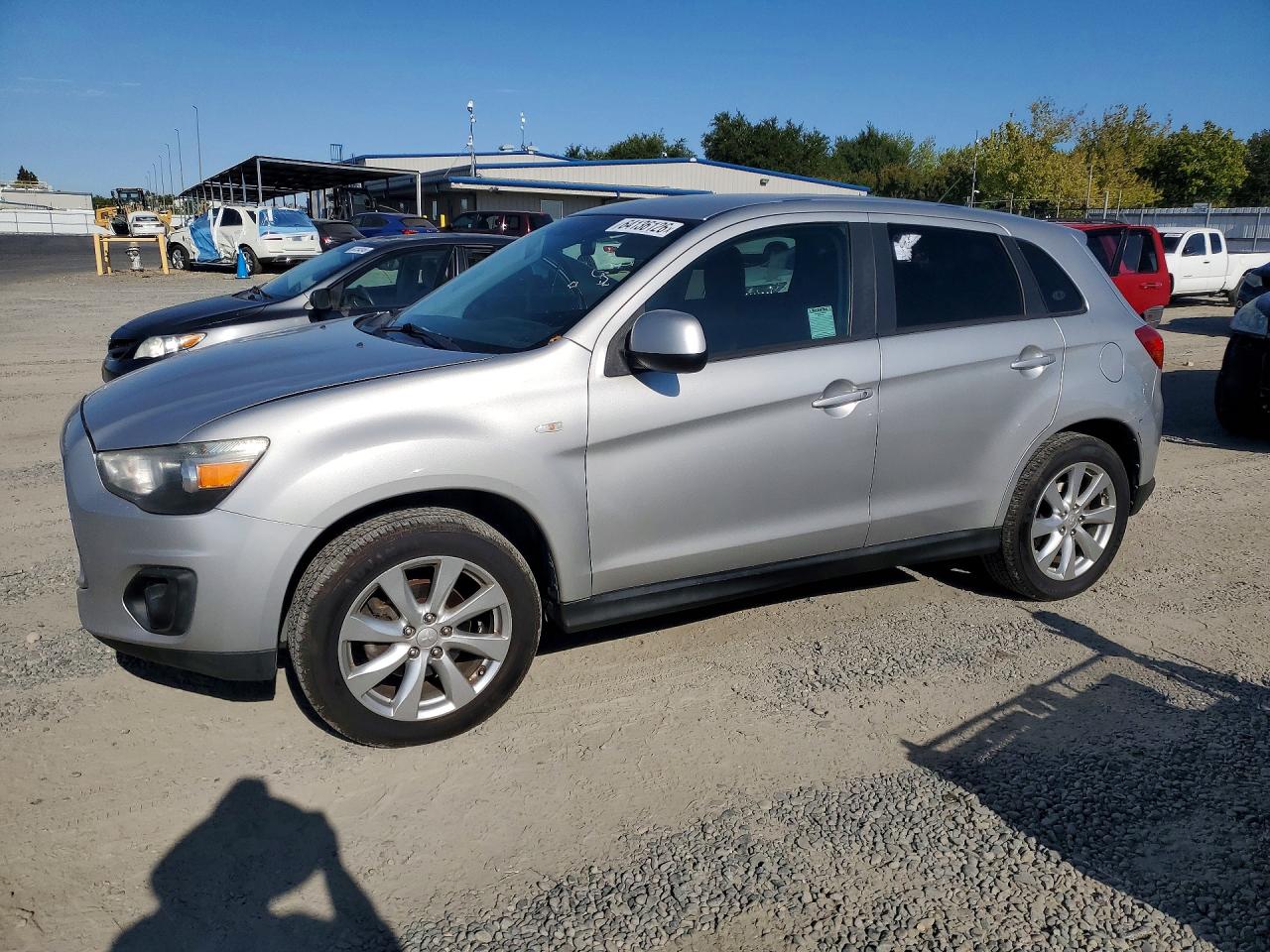 2015 Mitsubishi Outlander Sport Es Серебряный vin: 4A4AR3AUXFE039924