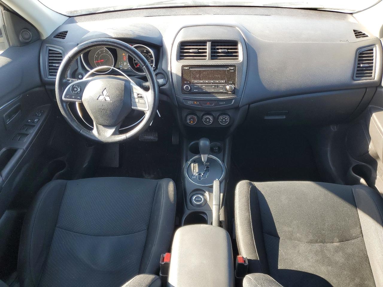 2015 Mitsubishi Outlander Sport Es Серебряный vin: 4A4AR3AUXFE039924