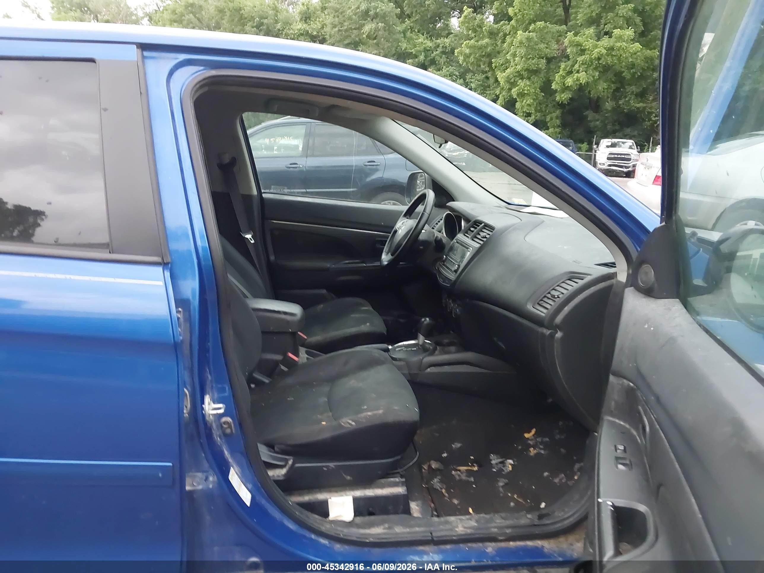 2015 Mitsubishi Outlander Sport Es Blue vin: 4A4AR3AW1FE048481