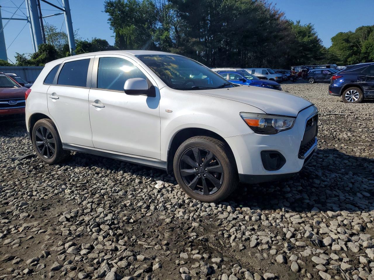 2015 Mitsubishi Outlander Sport Es White vin: 4A4AR3AW1FE059206