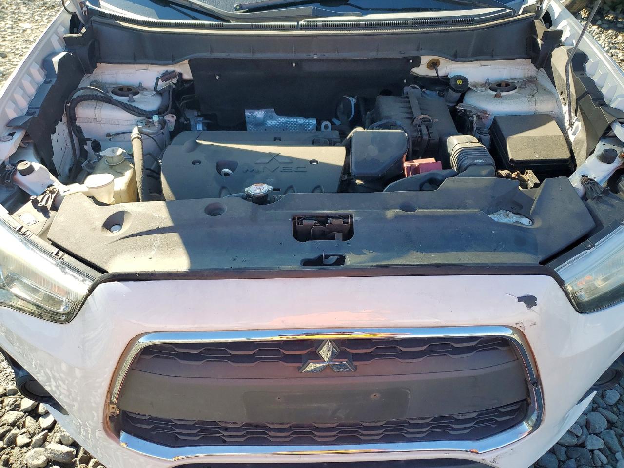 2015 Mitsubishi Outlander Sport Es White vin: 4A4AR3AW1FE059206