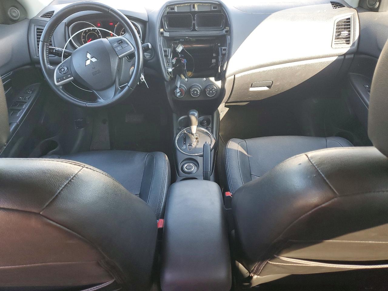 2015 Mitsubishi Outlander Sport Es White vin: 4A4AR3AW1FE059206