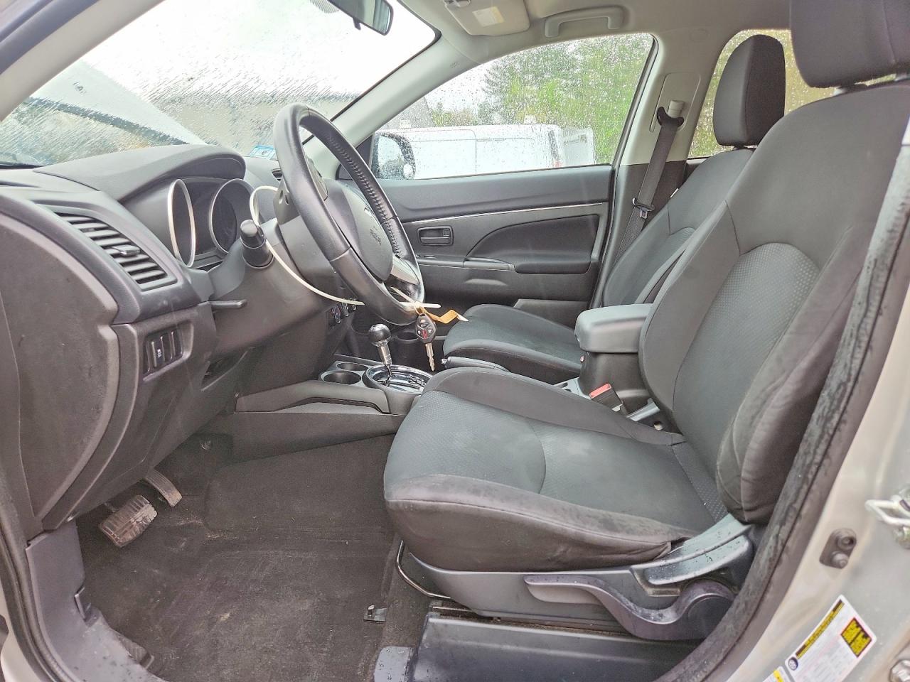 2015 Mitsubishi Outlander Sport Es Silver vin: 4A4AR3AW4FE061032