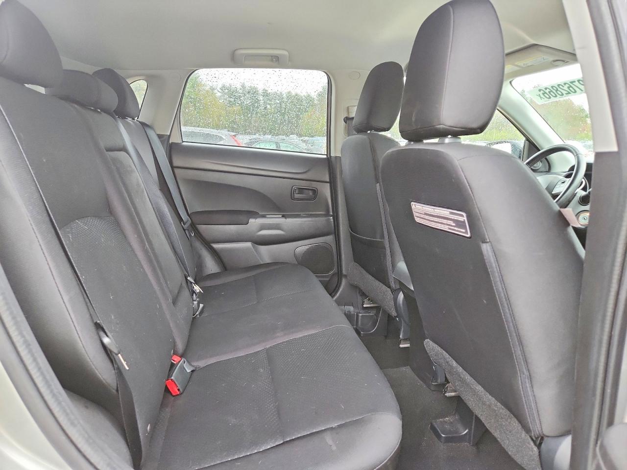 2015 Mitsubishi Outlander Sport Es Silver vin: 4A4AR3AW4FE061032