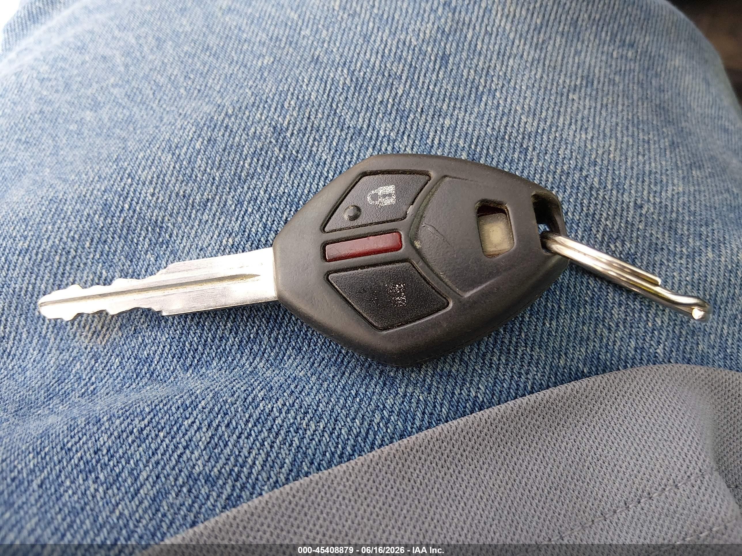2015 Mitsubishi Outlander Sport Es Белый vin: 4A4AR3AW5FE025480