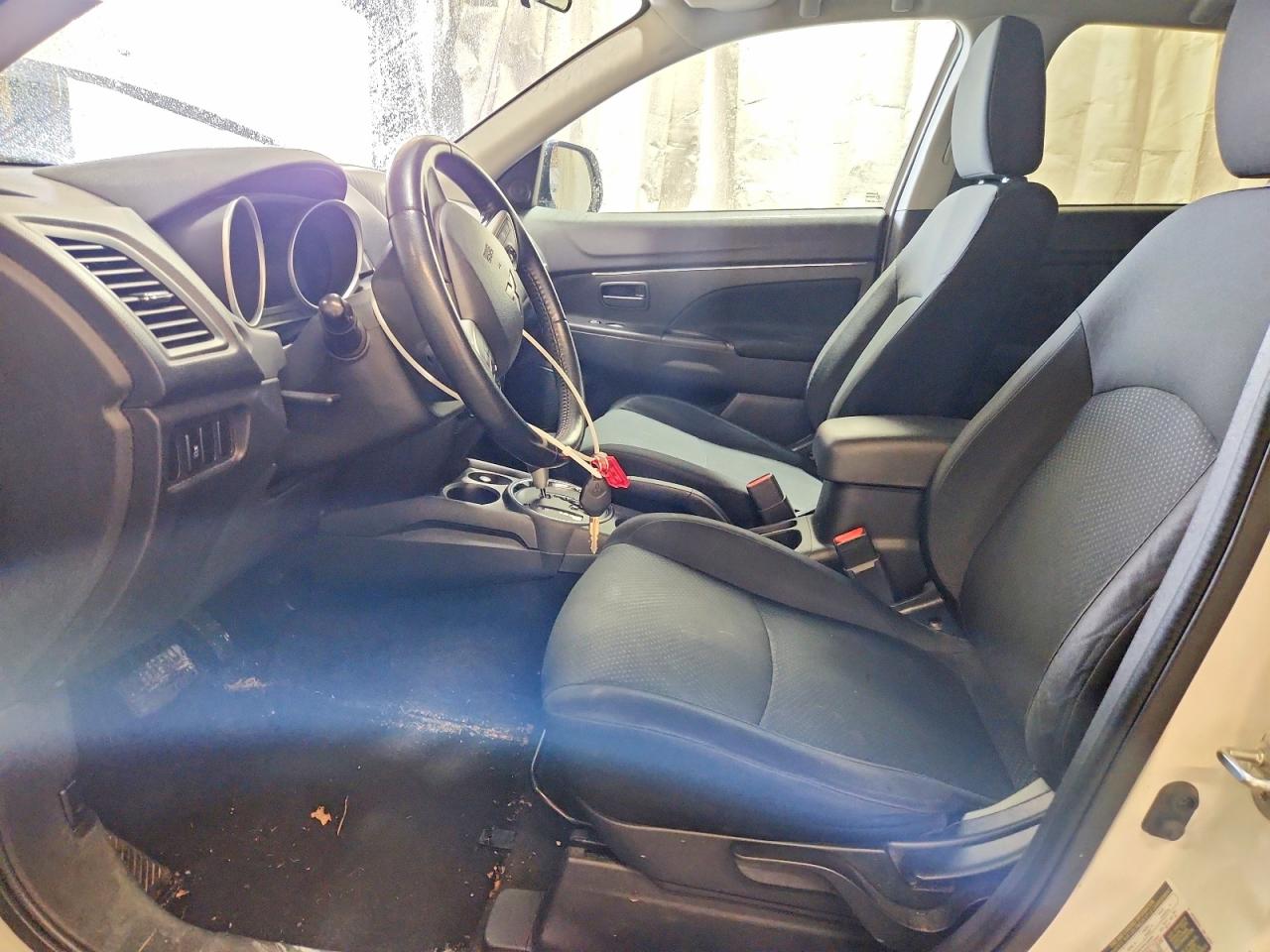 2015 Mitsubishi Outlander Sport Es White vin: 4A4AR3AW5FE030520