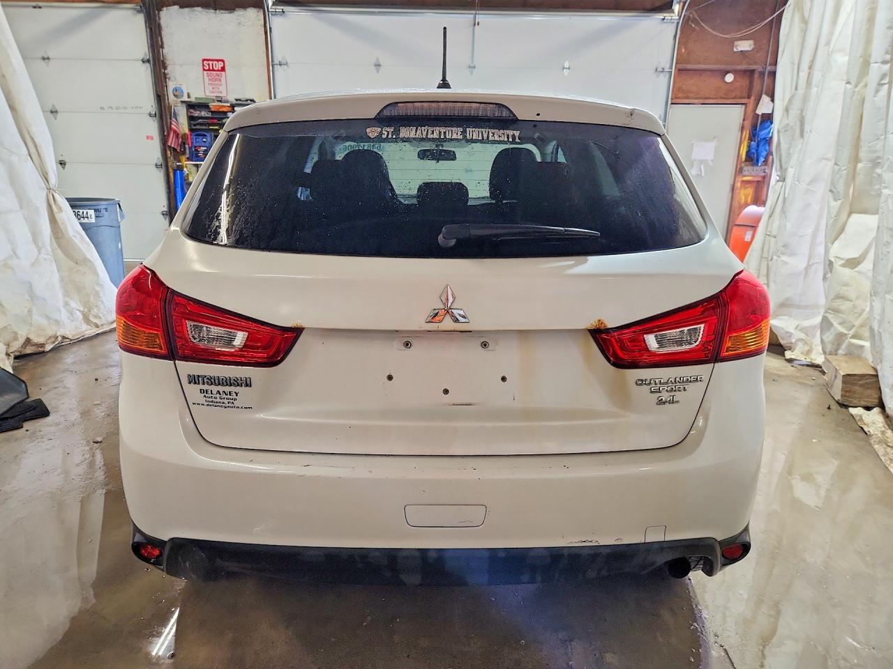 2015 Mitsubishi Outlander Sport Es White vin: 4A4AR3AW5FE030520