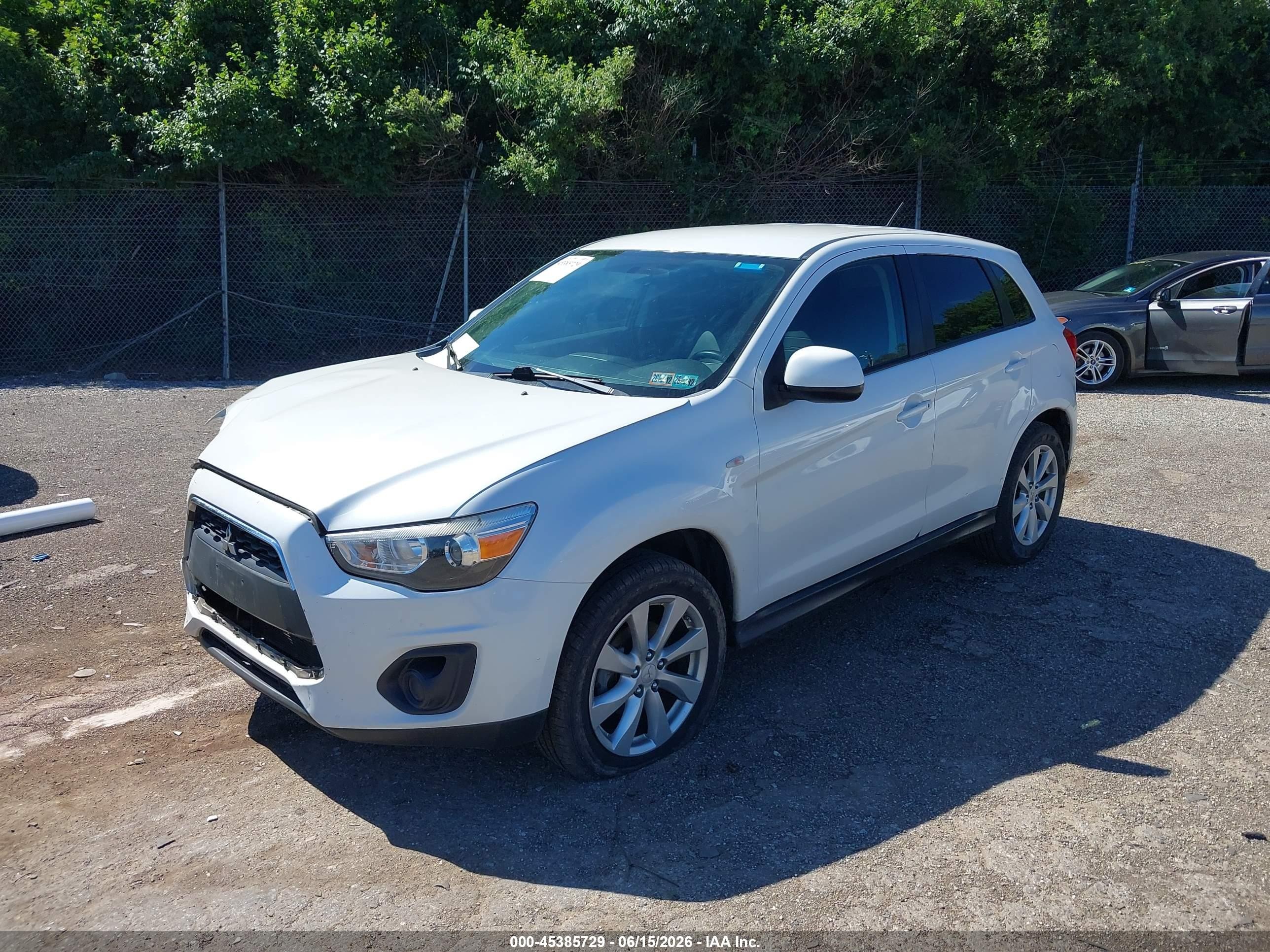 2015 Mitsubishi Outlander Sport Es White vin: 4A4AR3AW6FE041753
