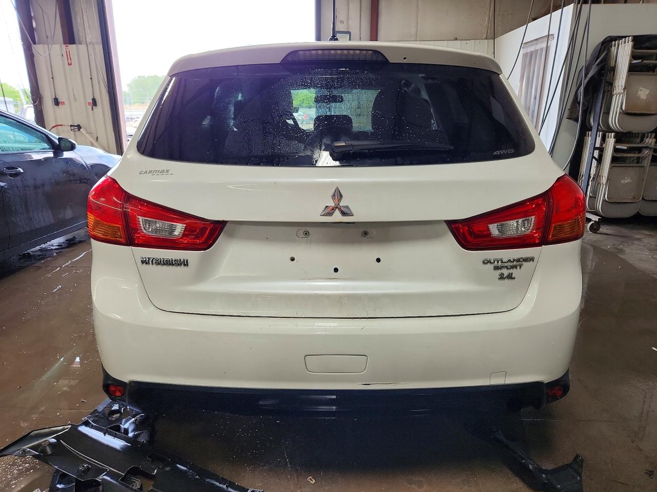 2015 Mitsubishi Outlander Sport Es White vin: 4A4AR3AW9FE036837