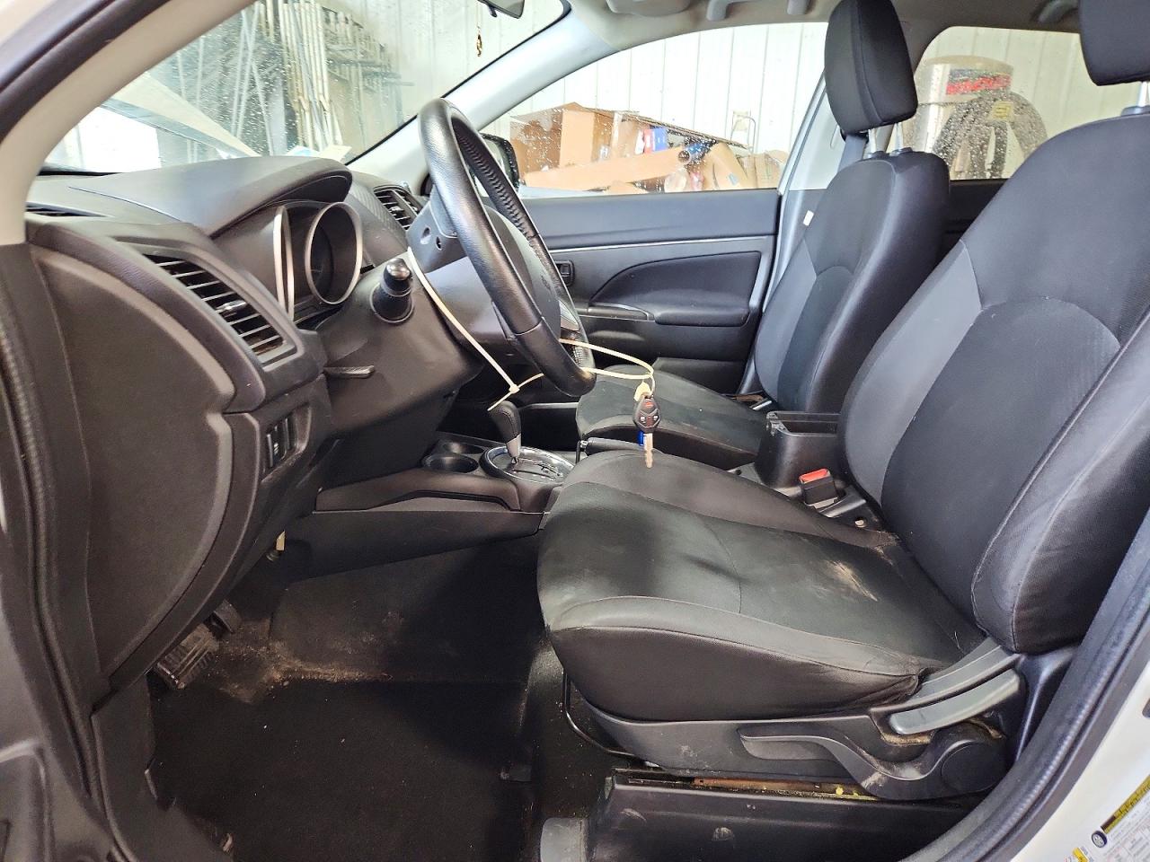 2015 Mitsubishi Outlander Sport Es White vin: 4A4AR3AW9FE036837