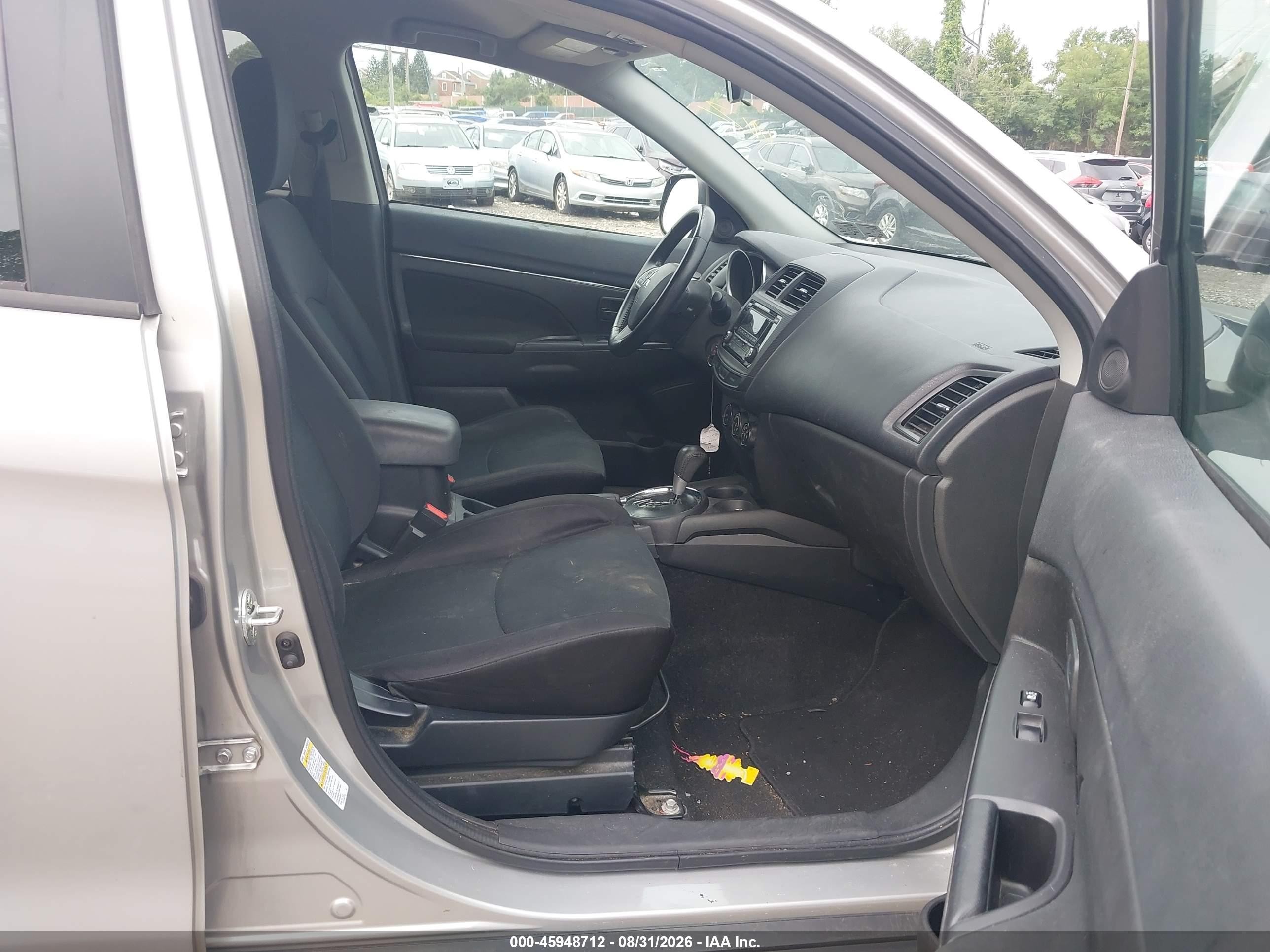 2015 Mitsubishi Outlander Sport Es Silver vin: 4A4AR3AW9FE052956