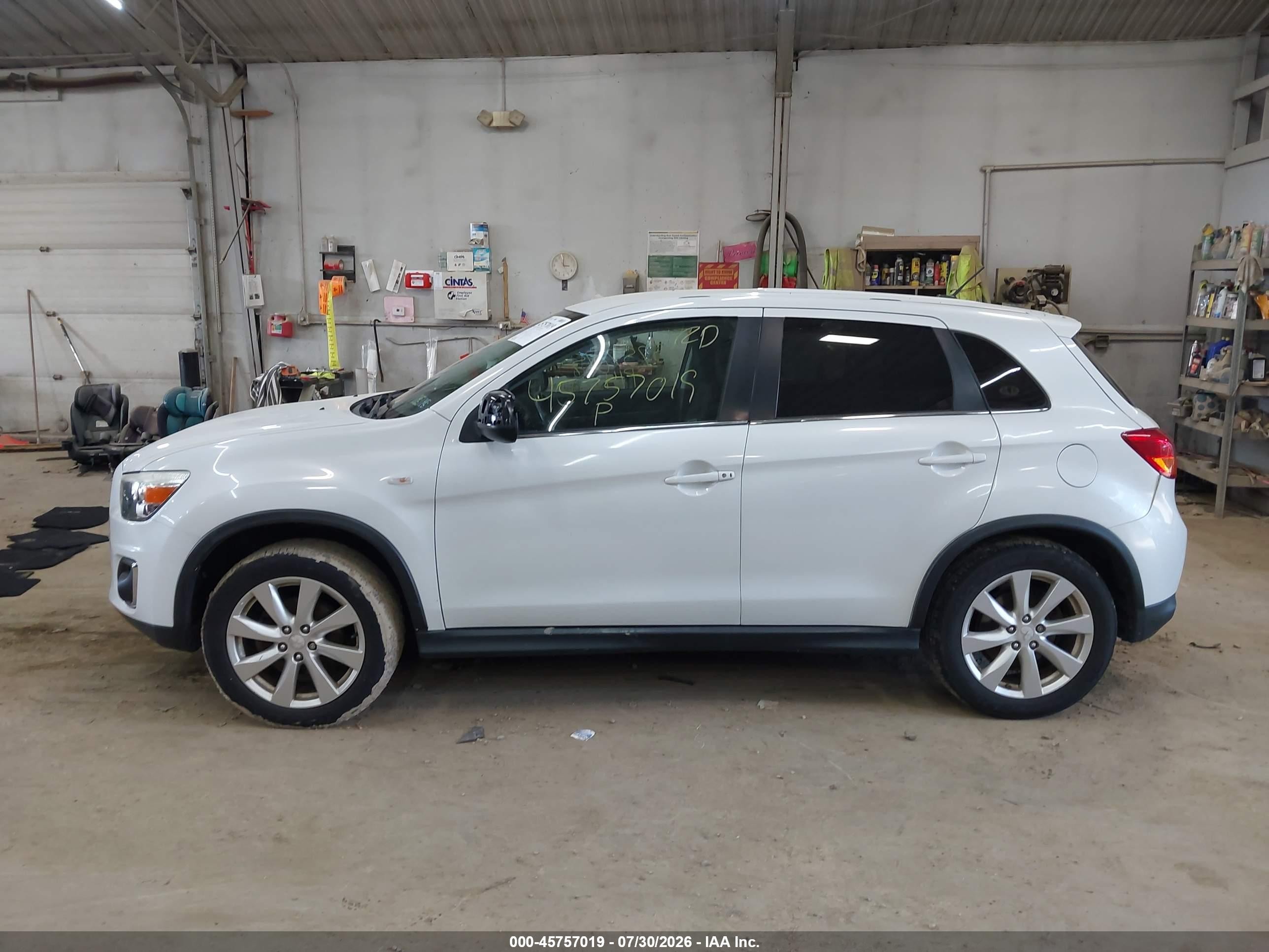 2014 Mitsubishi Outlander Sport Se Белый vin: 4A4AR4AU2EE004654