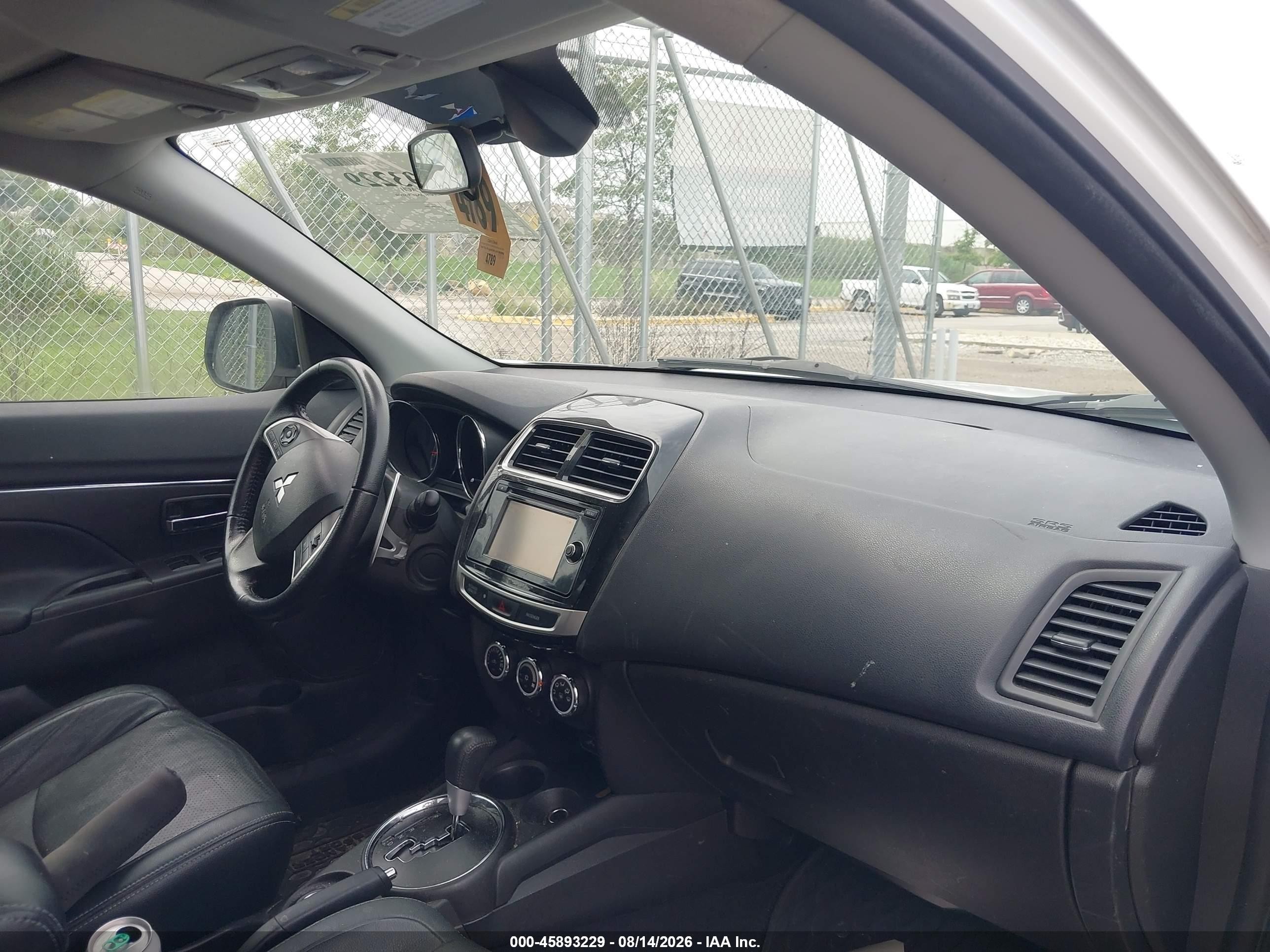 2015 Mitsubishi Outlander Sport Se White vin: 4A4AR4AU2FE042936