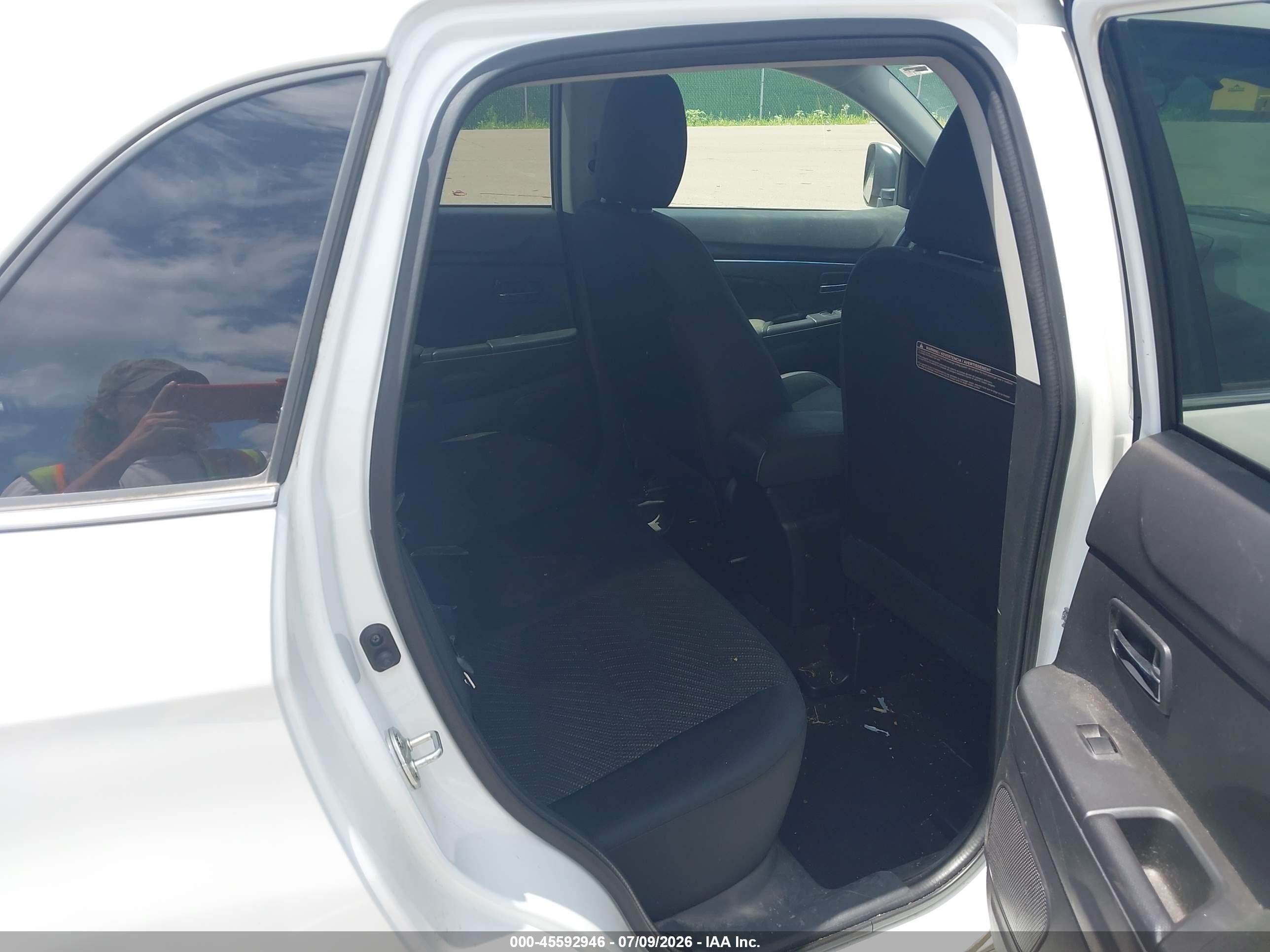 2015 Mitsubishi Outlander Sport Se Белый vin: 4A4AR4AU4FE016192
