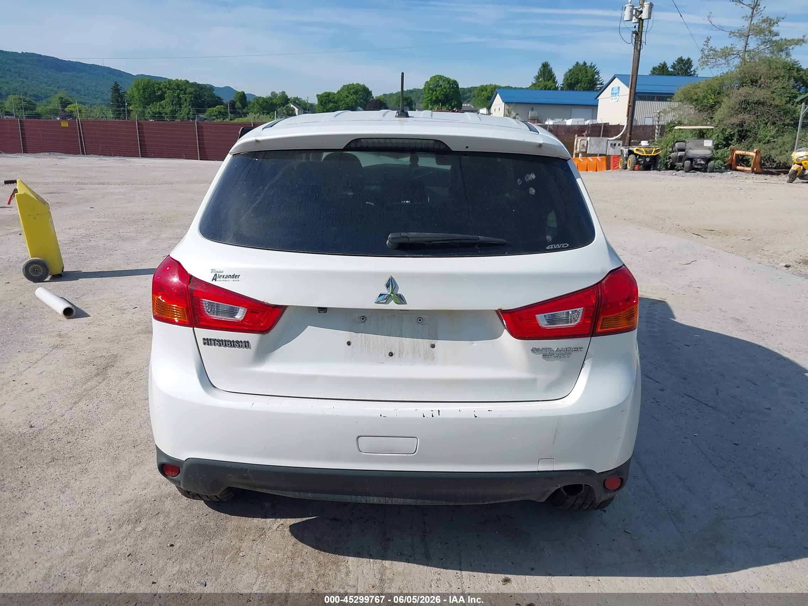 2015 Mitsubishi Outlander Sport Se White vin: 4A4AR4AU7FE045153