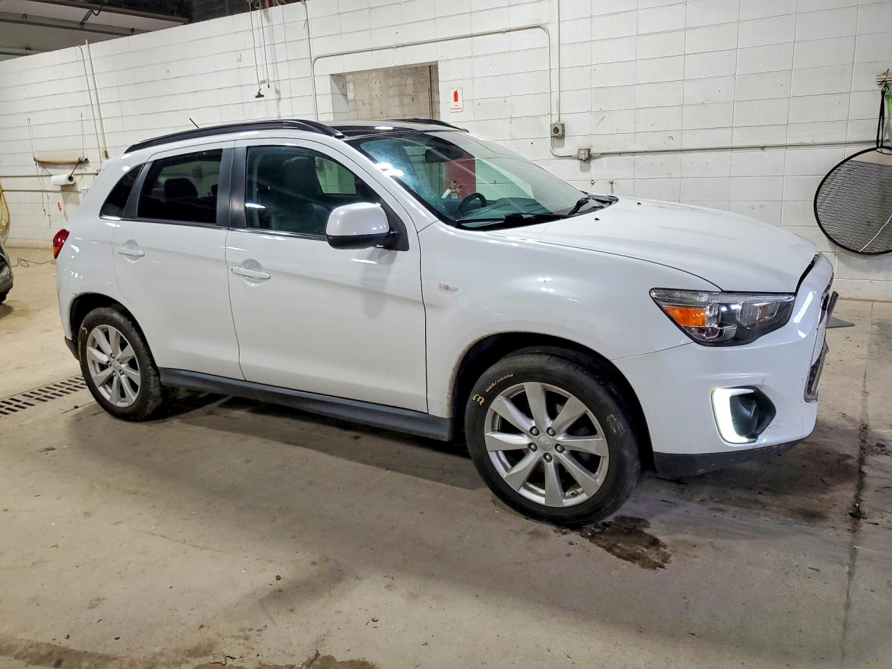 2015 Mitsubishi Outlander Sport Se Белый vin: 4A4AR4AU8FE005986