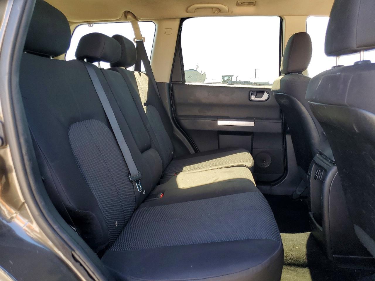 2010 Mitsubishi Endeavor Ls Black vin: 4A4JM2AS1AE016452