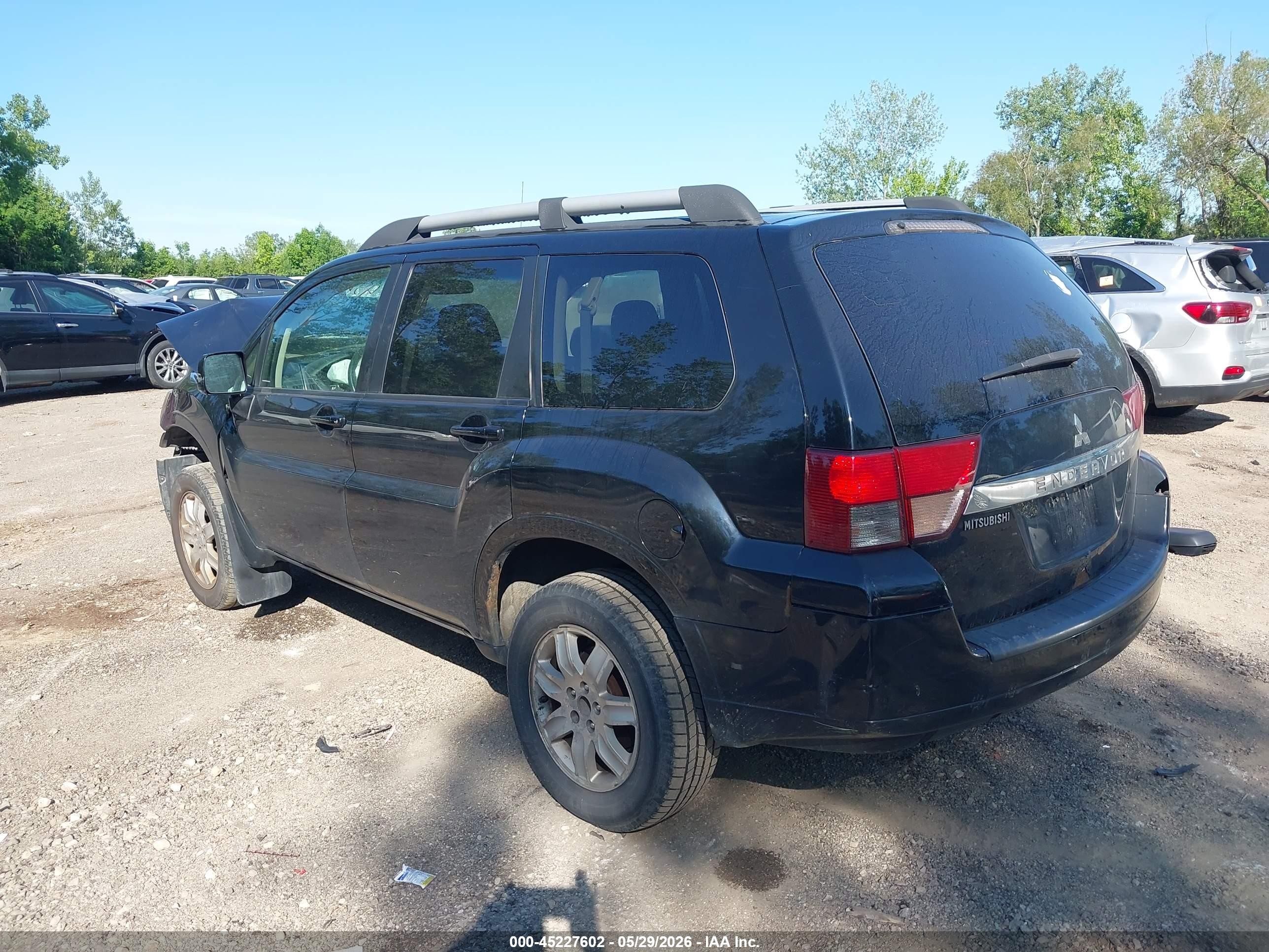 2011 Mitsubishi Endeavor Ls Black vin: 4A4JM2AS1BE033513