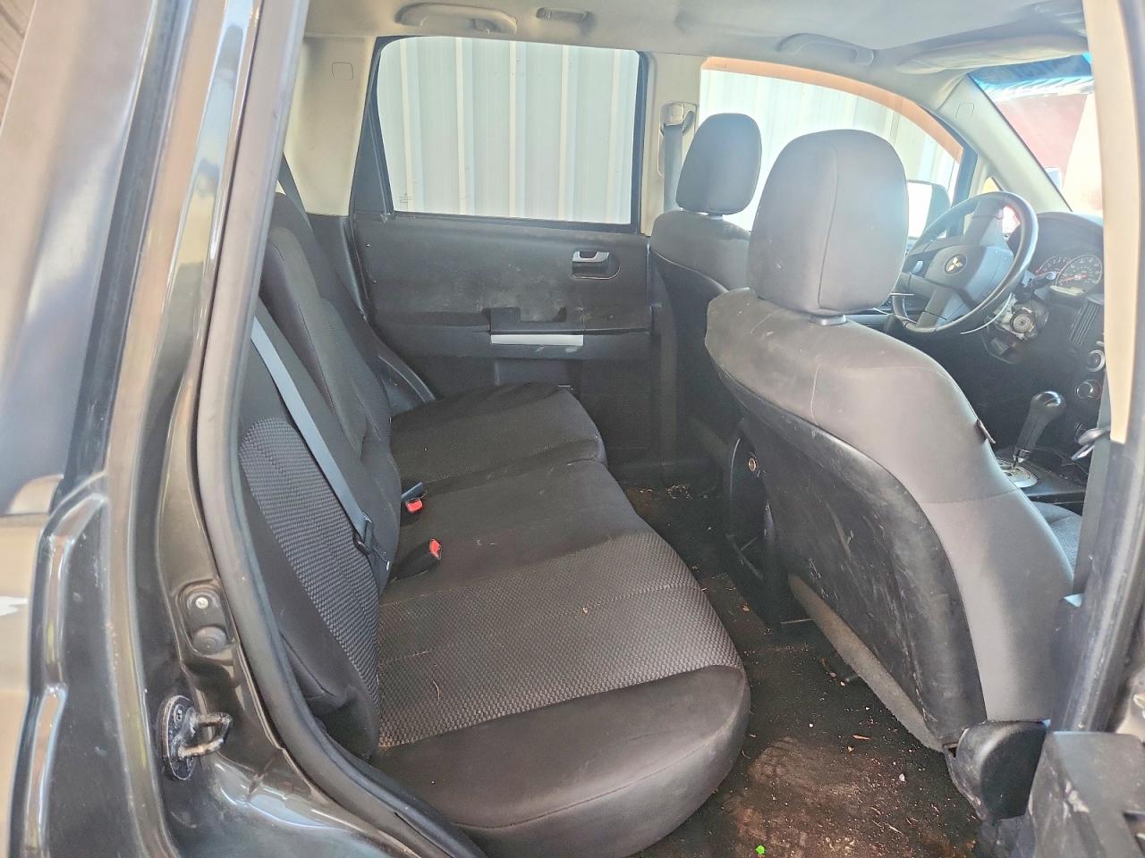 2010 Mitsubishi Endeavor Ls Gray vin: 4A4JM2AS2AE013432
