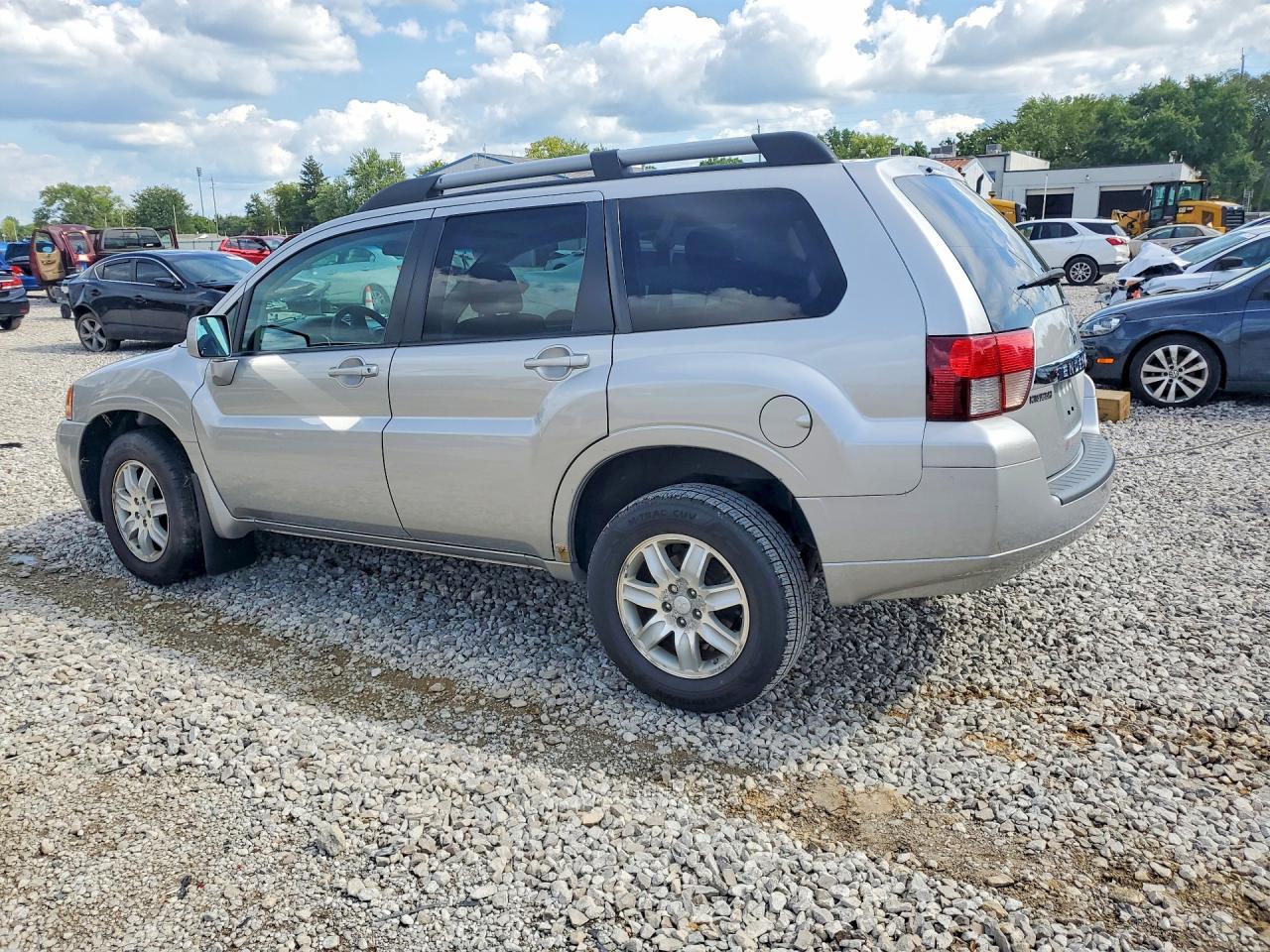 2011 Mitsubishi Endeavor Ls Silver vin: 4A4JM2AS3BE036834
