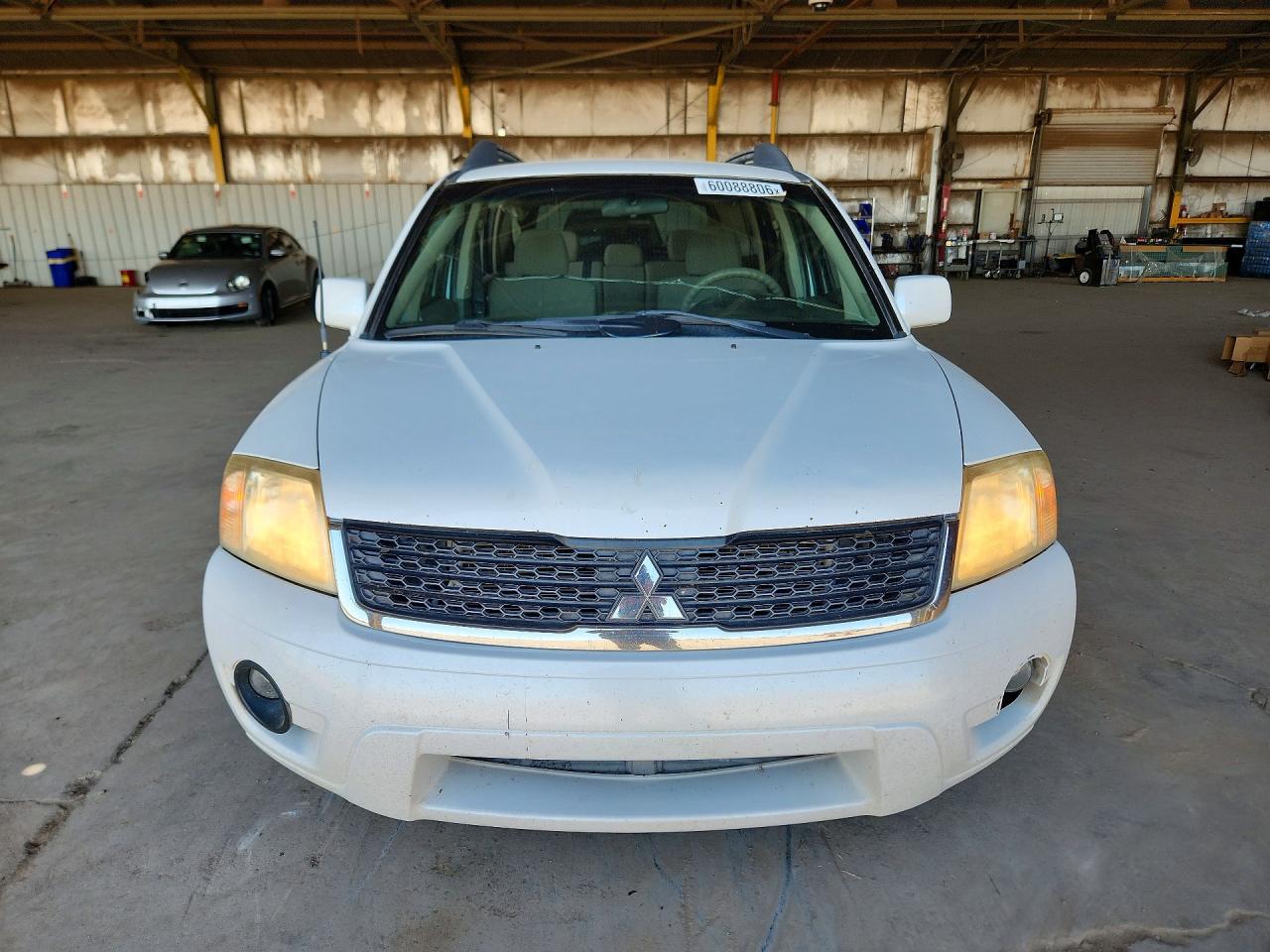 2011 Mitsubishi Endeavor Ls White vin: 4A4JM2ASXBE016225