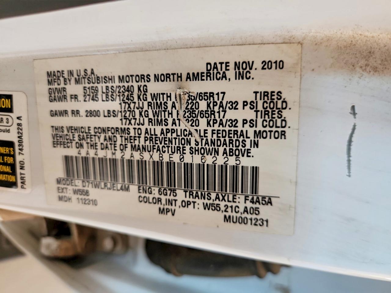 2011 Mitsubishi Endeavor Ls White vin: 4A4JM2ASXBE016225