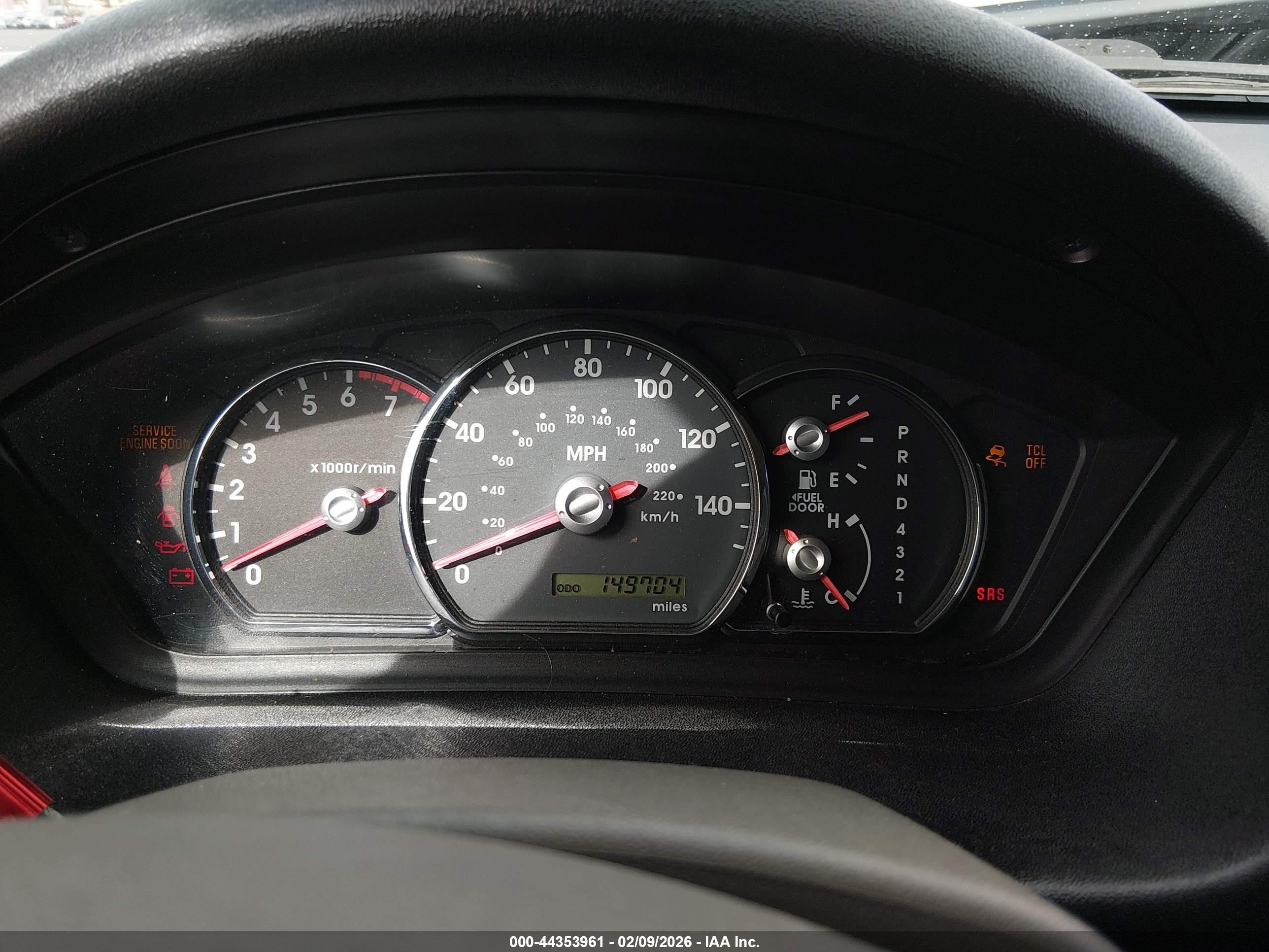 2011 Mitsubishi Endeavor Ls White vin: 4A4JM2ASXBE020453