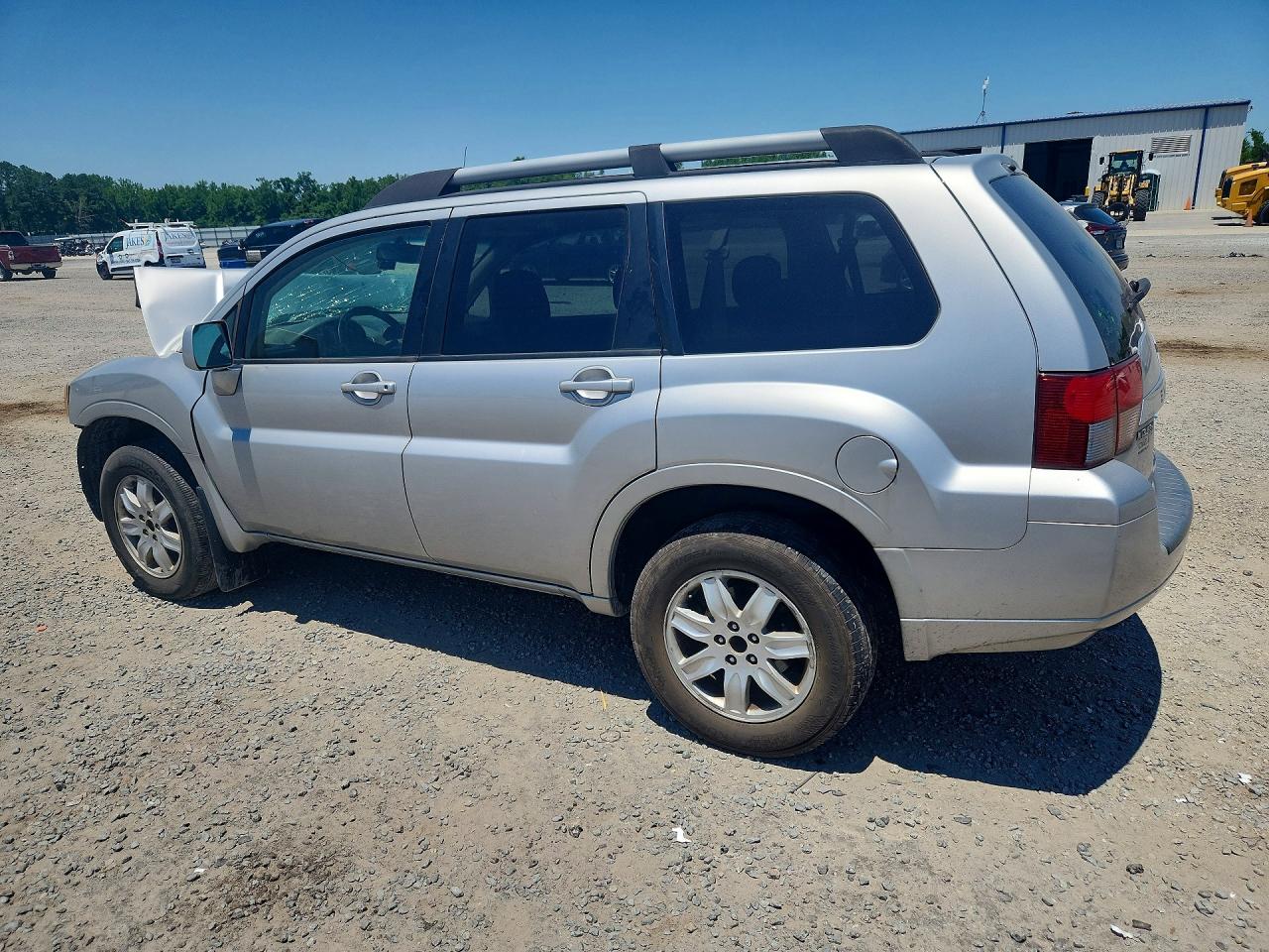 2011 Mitsubishi Endeavor Ls Silver vin: 4A4JM2ASXBE029153