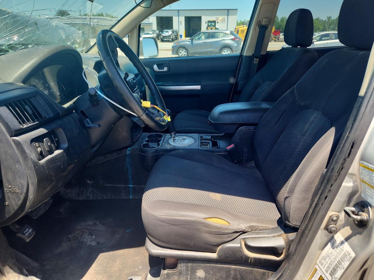 2011 Mitsubishi Endeavor Ls Silver vin: 4A4JM2ASXBE029153
