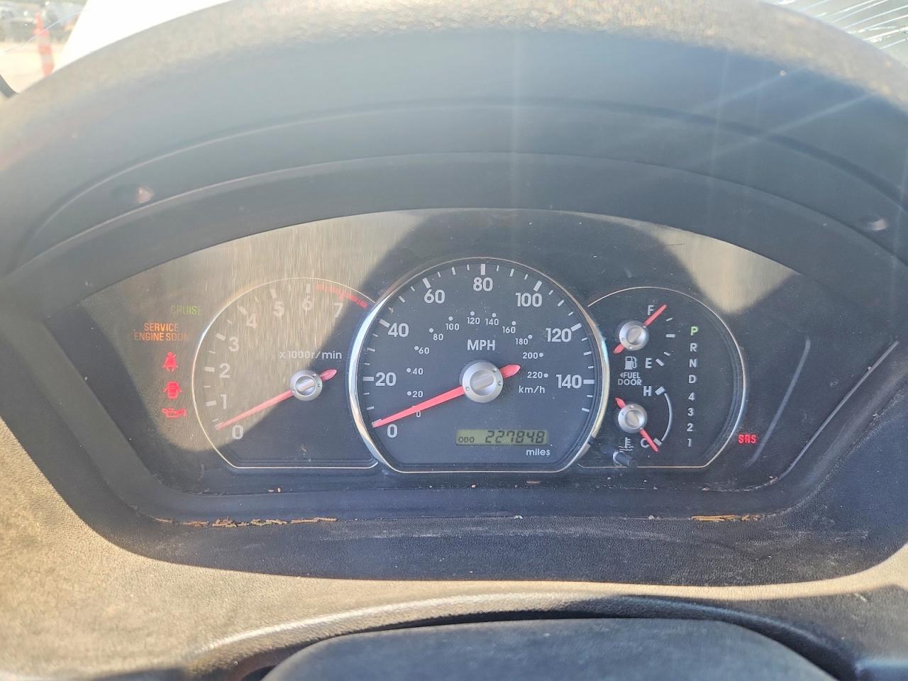 2011 Mitsubishi Endeavor Ls Silver vin: 4A4JM2ASXBE029153