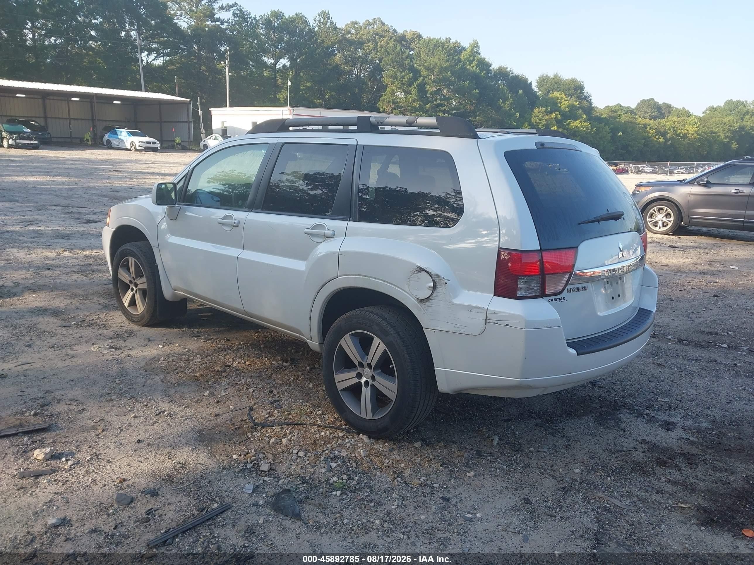 2010 Mitsubishi Endeavor Se White vin: 4A4JM3AS2AE011959