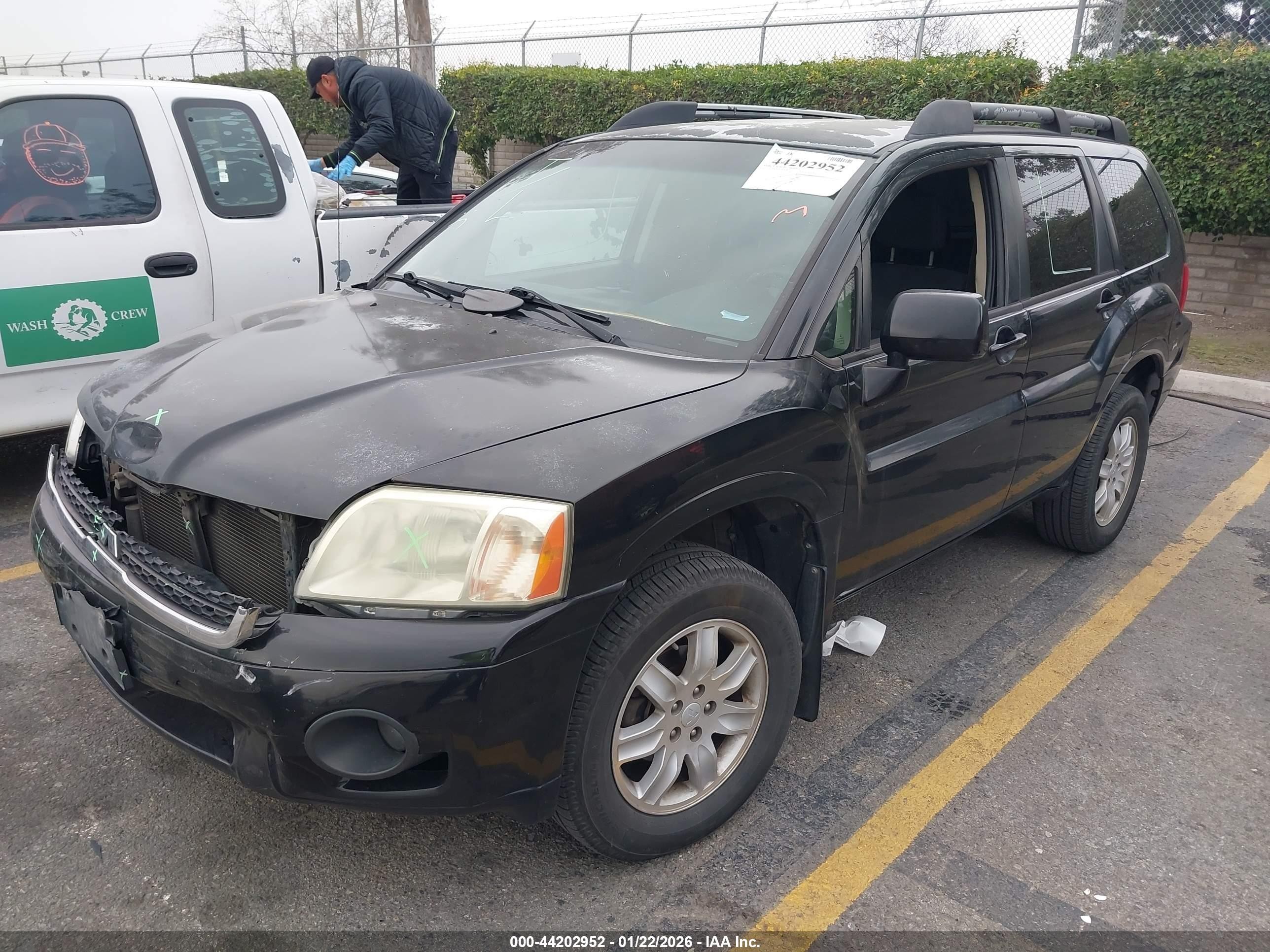 2011 Mitsubishi Endeavor   Black vin: 4A4JN2AS0BE025867