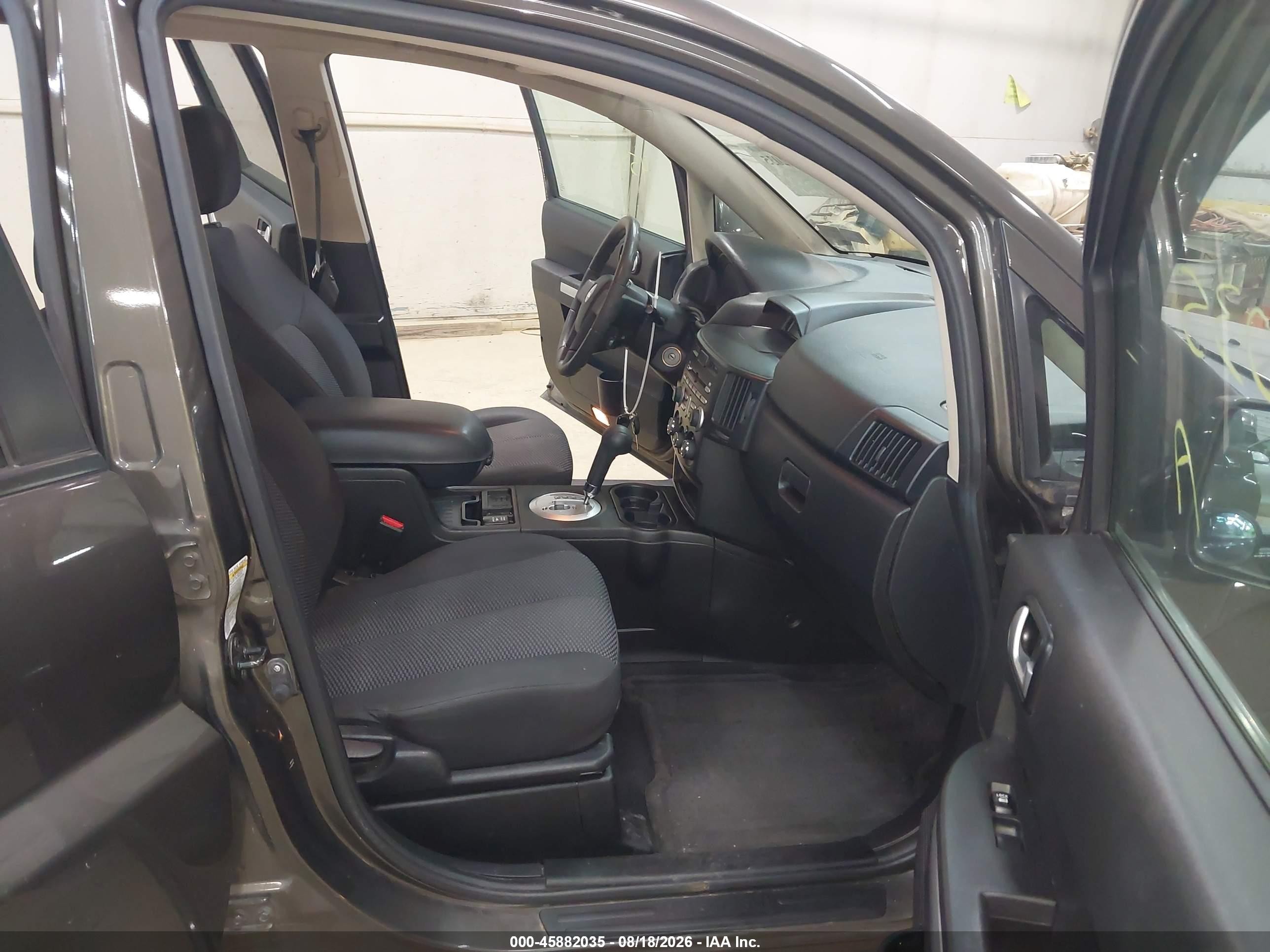 2011 Mitsubishi Endeavor   Brown vin: 4A4JN2AS0BE033970