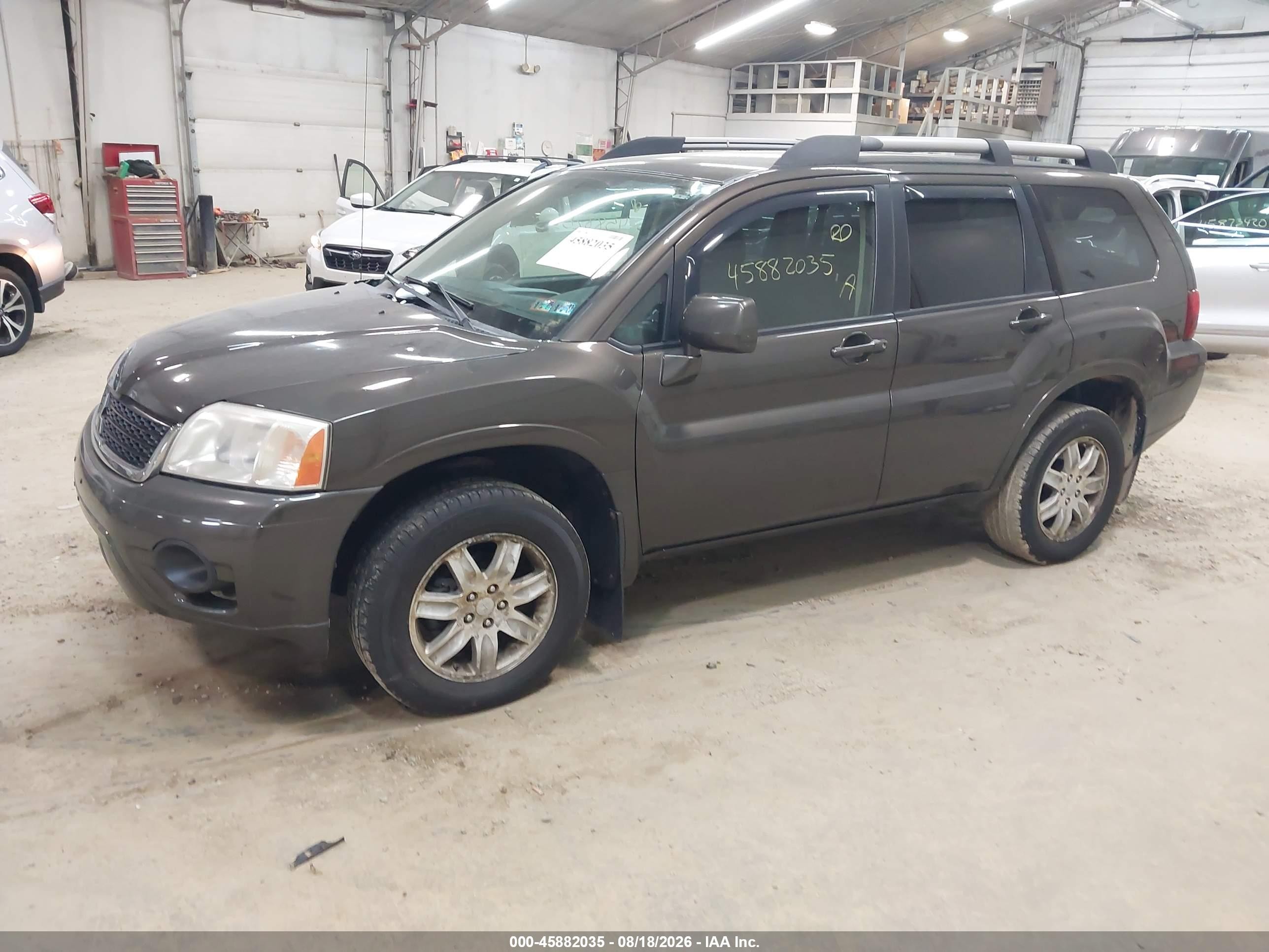 2011 Mitsubishi Endeavor   Brown vin: 4A4JN2AS0BE033970