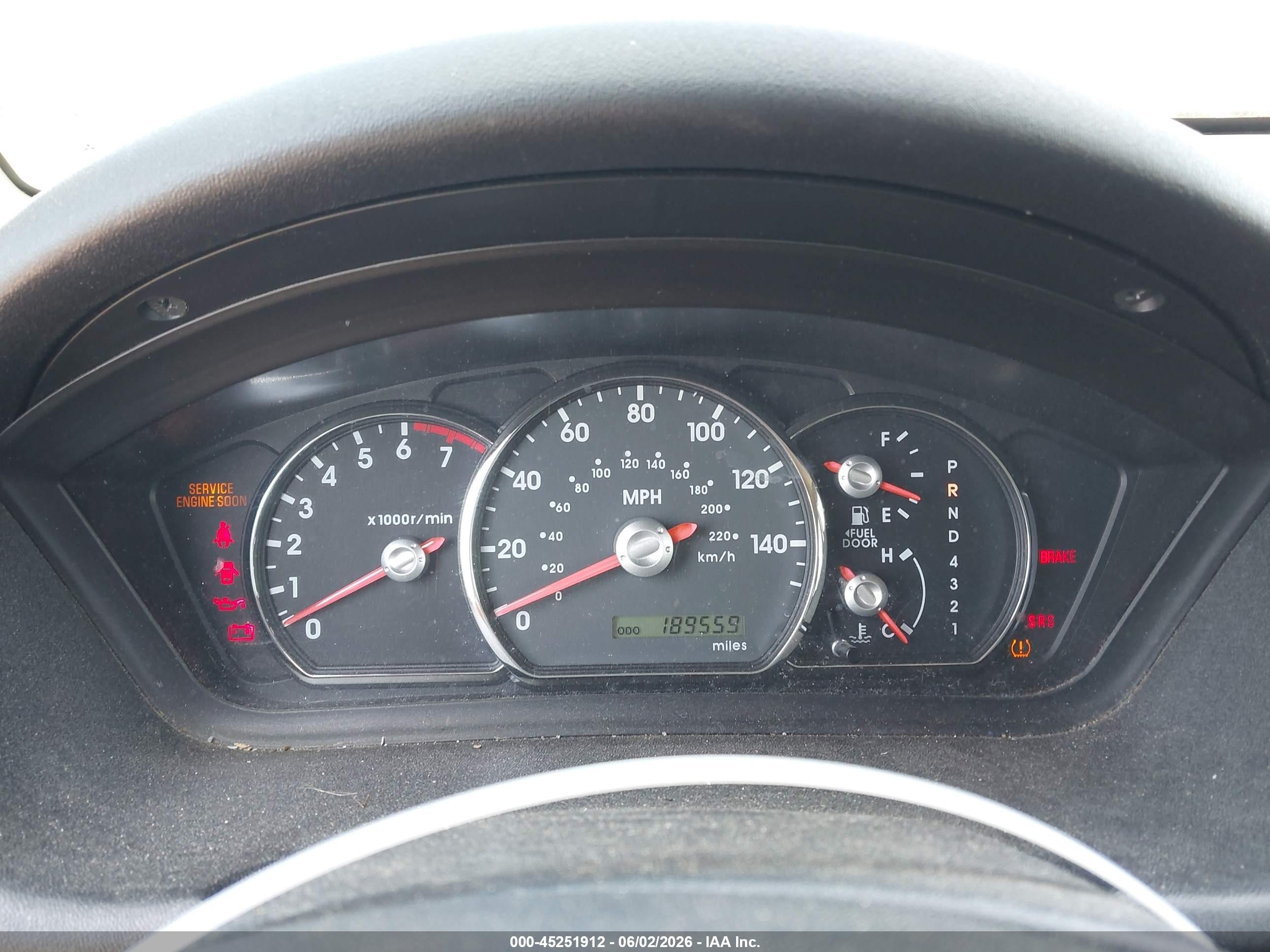 2011 Mitsubishi Endeavor   Серый vin: 4A4JN2AS1BE032617