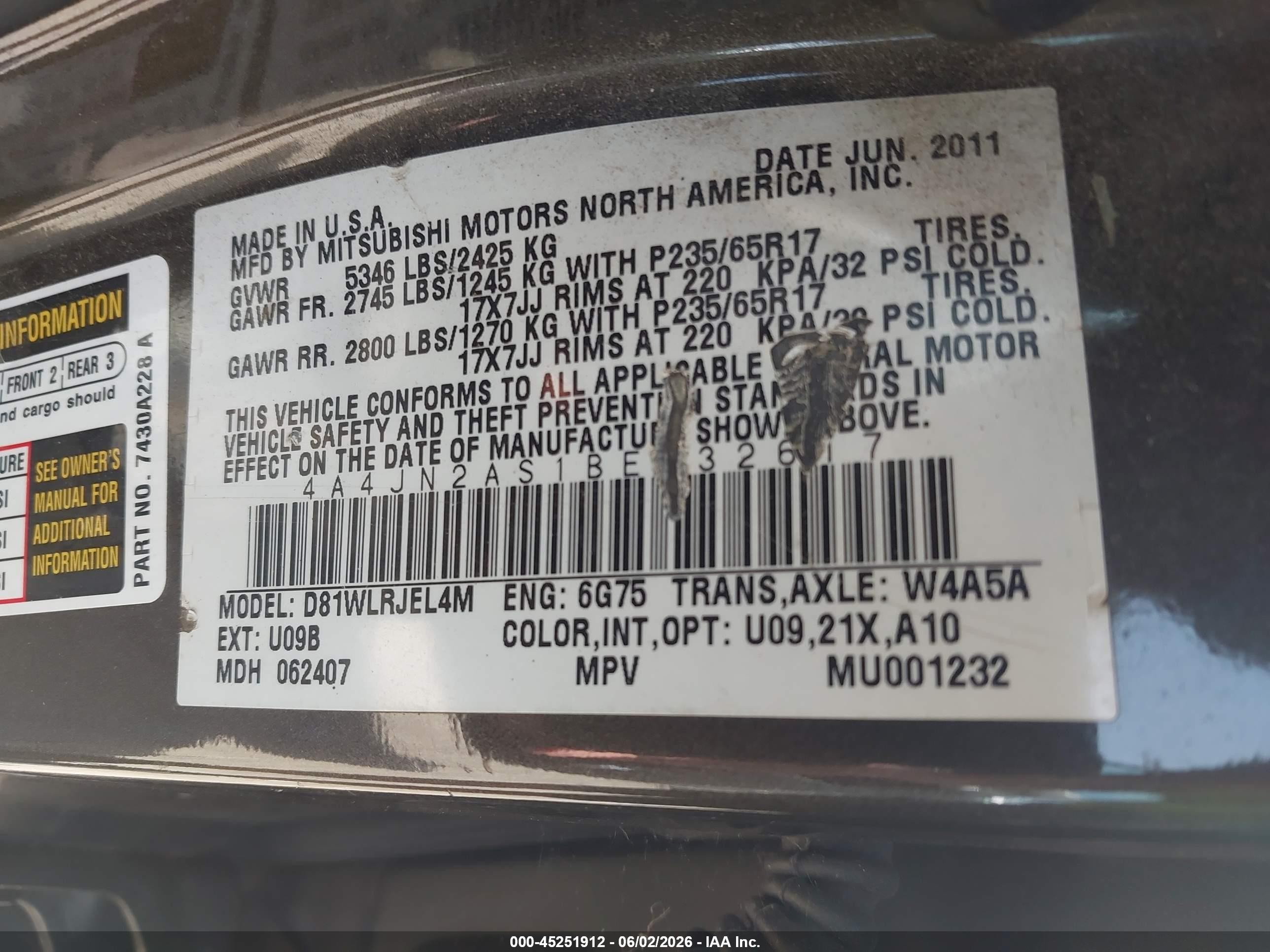 2011 Mitsubishi Endeavor   Серый vin: 4A4JN2AS1BE032617