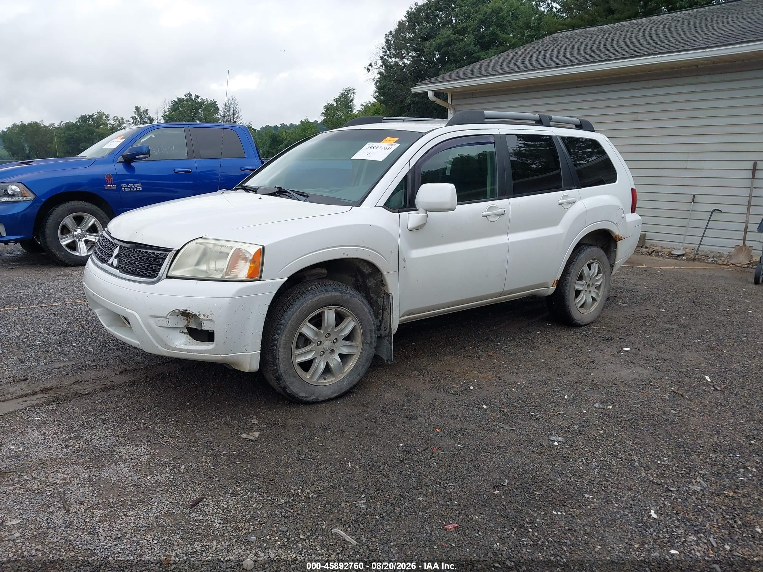 2011 Mitsubishi Endeavor   White vin: 4A4JN2AS3BE025488