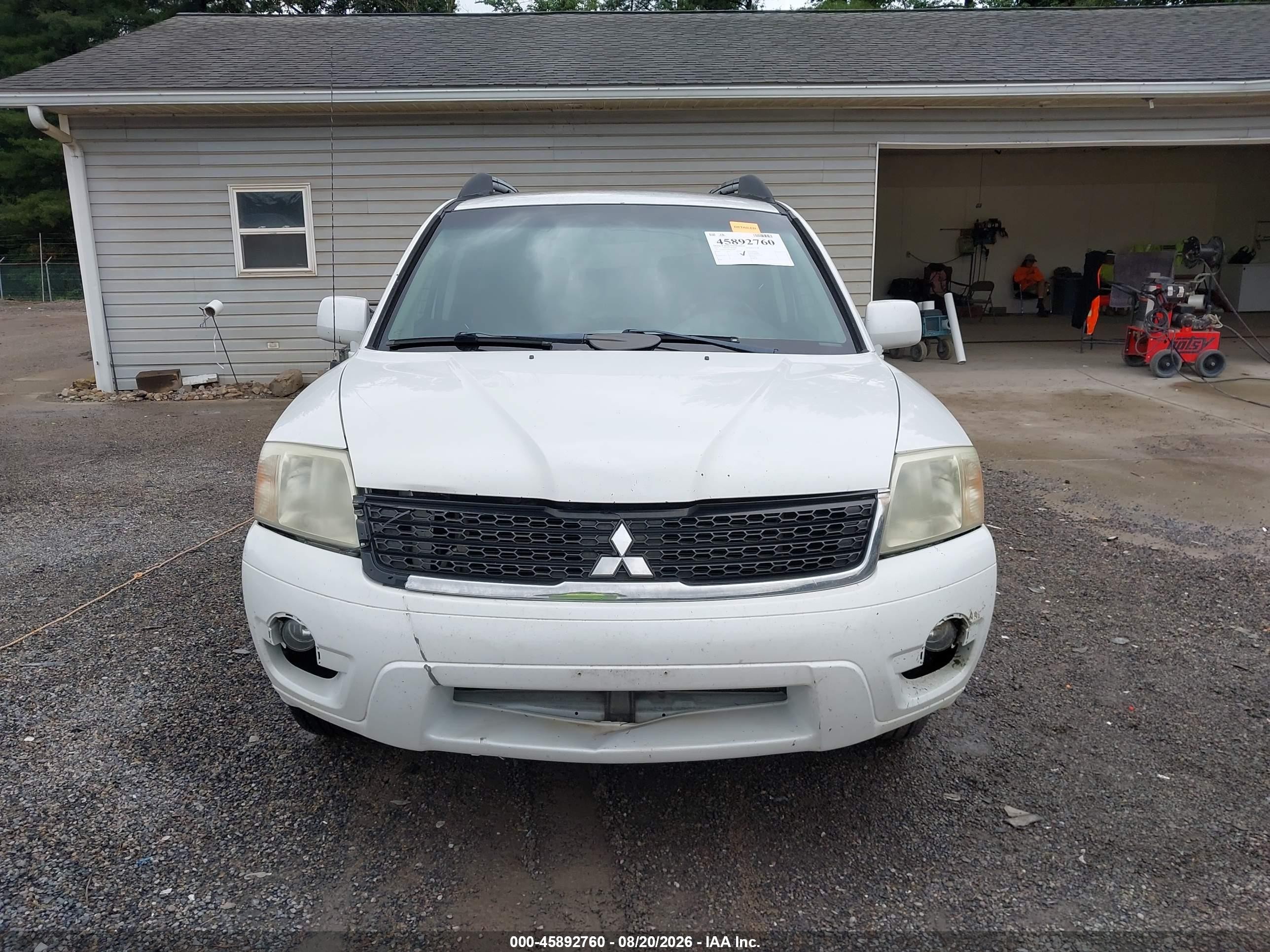 2011 Mitsubishi Endeavor   White vin: 4A4JN2AS3BE025488
