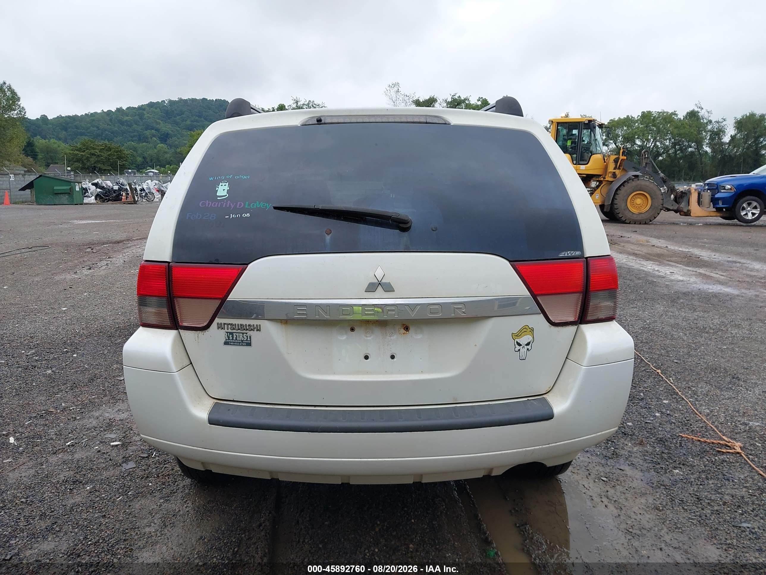 2011 Mitsubishi Endeavor   White vin: 4A4JN2AS3BE025488