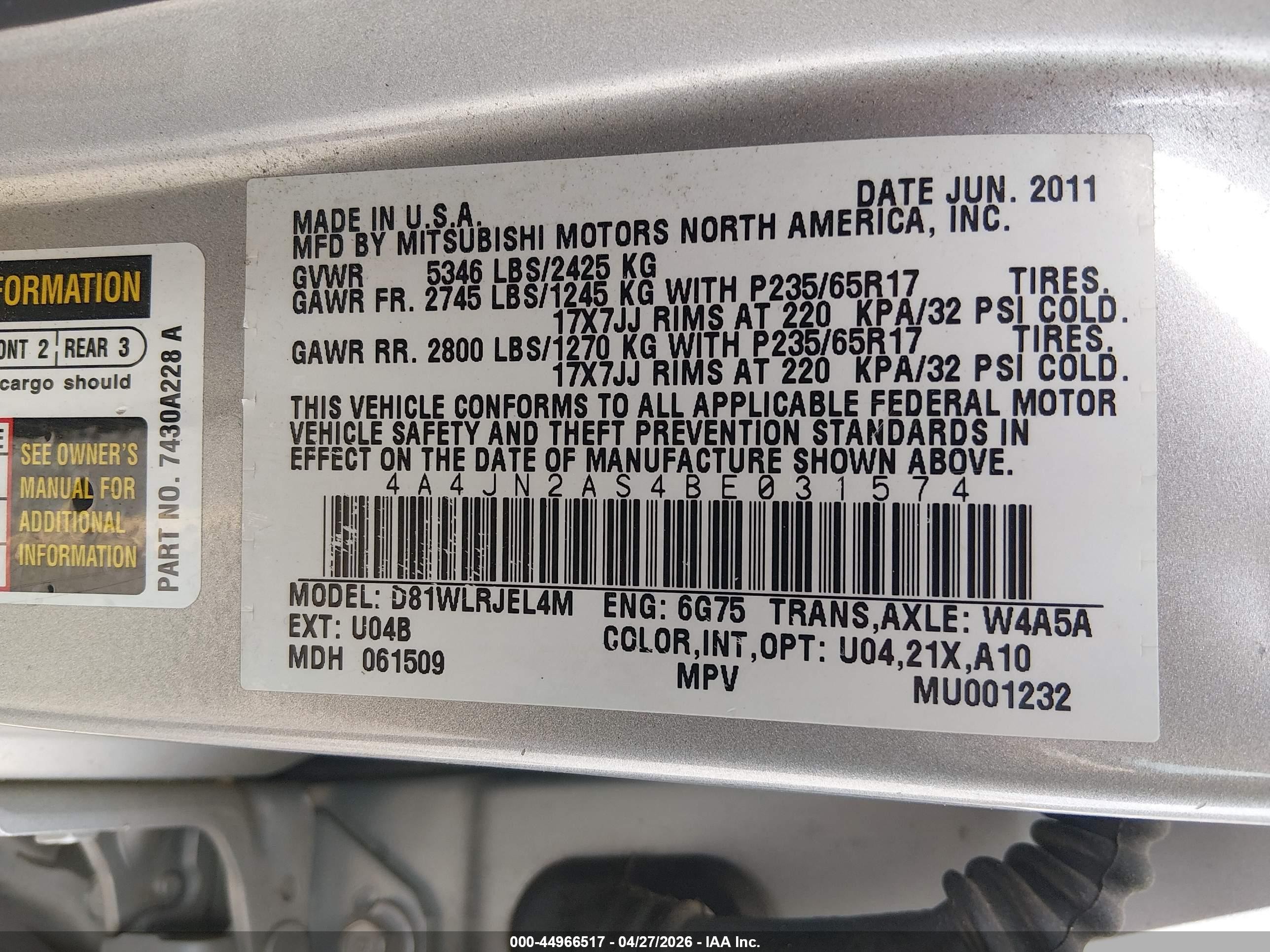 2011 Mitsubishi Endeavor   Silver vin: 4A4JN2AS4BE031574