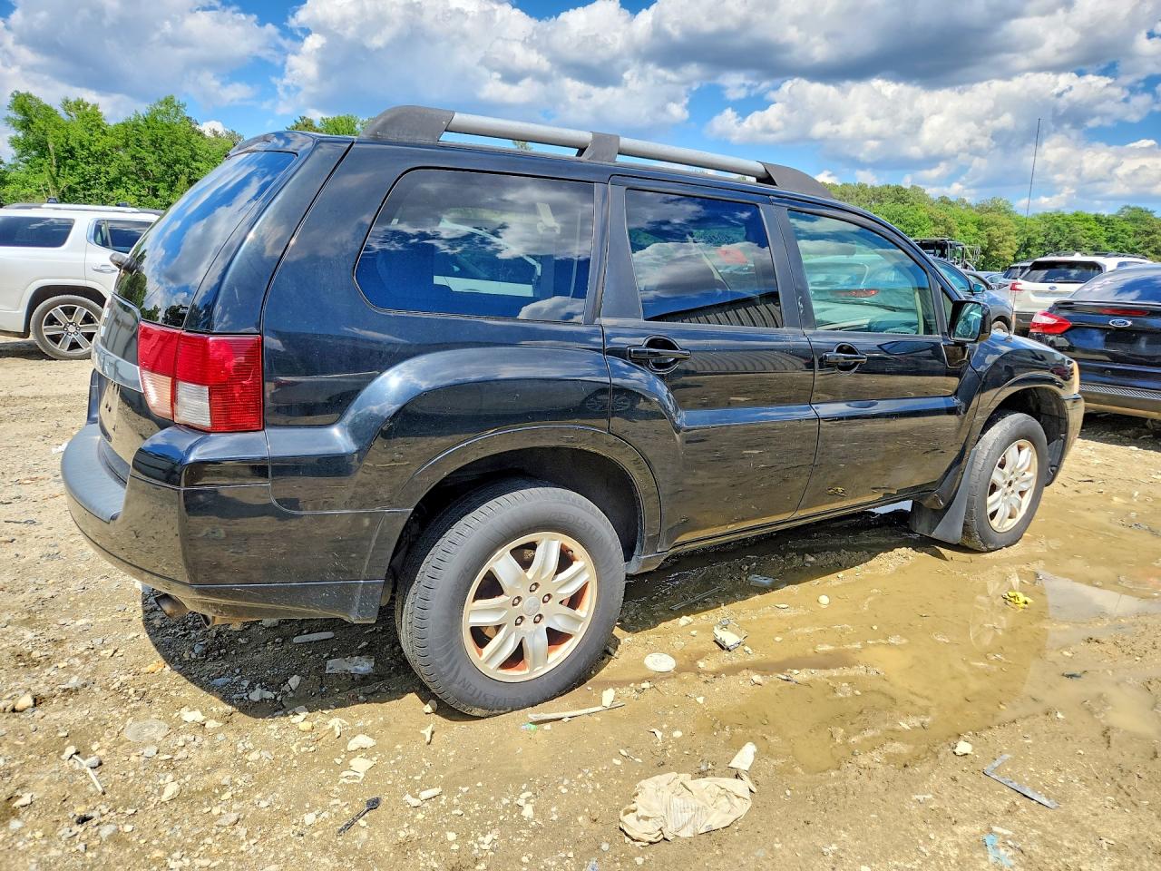2011 Mitsubishi Endeavor Ls Черный vin: 4A4JN2AS4BE033163
