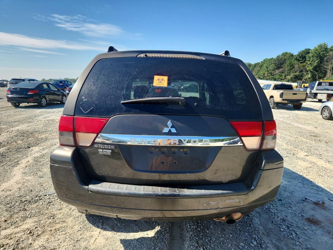 2011 Mitsubishi Endeavor Ls Black vin: 4A4JN2AS4BE034717
