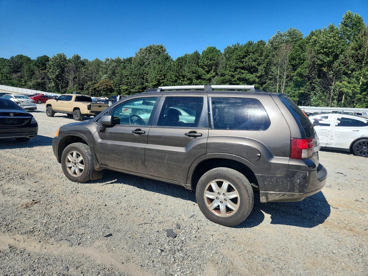 2011 Mitsubishi Endeavor Ls Black vin: 4A4JN2AS4BE034717