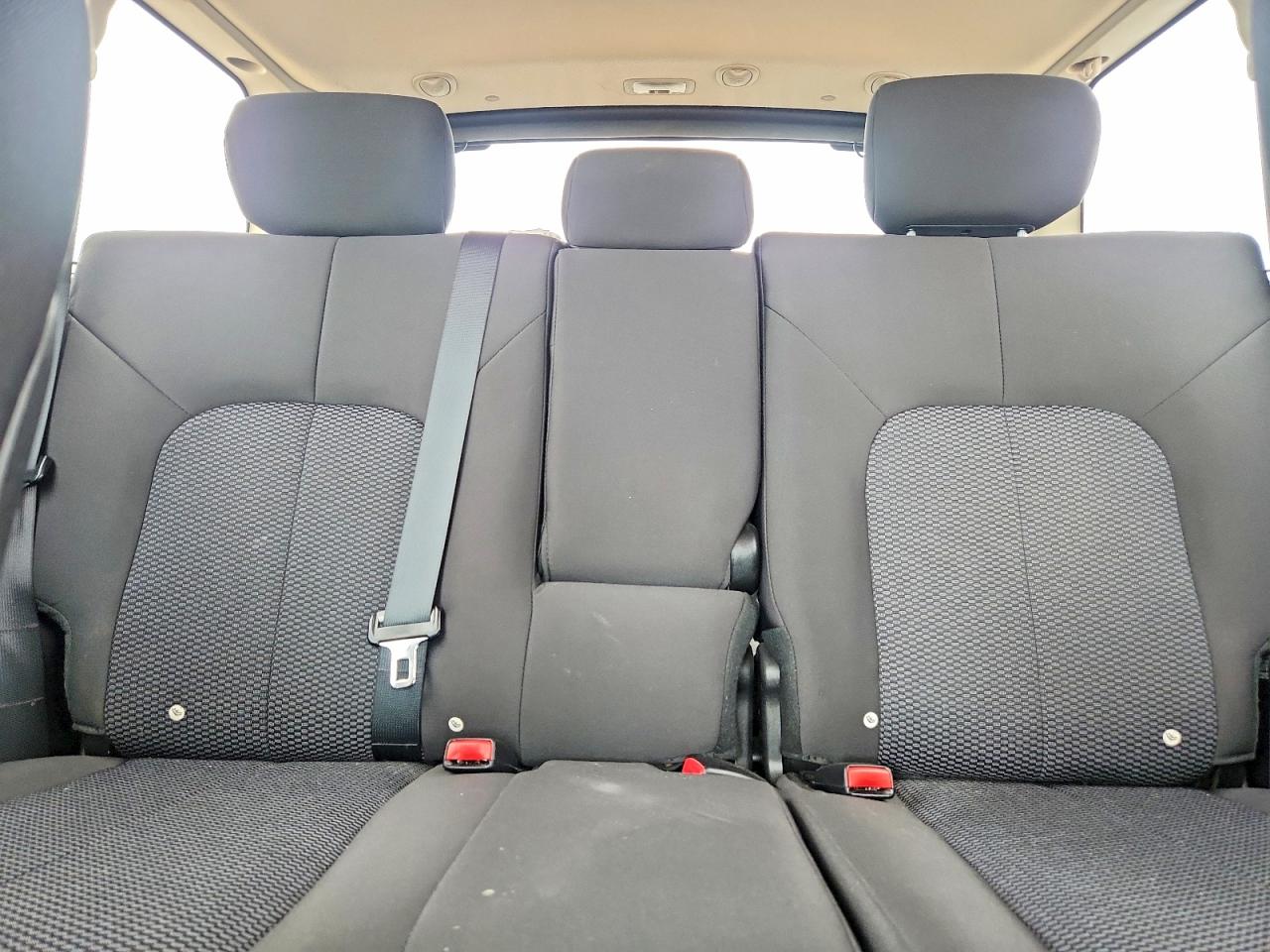 2011 Mitsubishi Endeavor Ls Black vin: 4A4JN2AS5BE027307