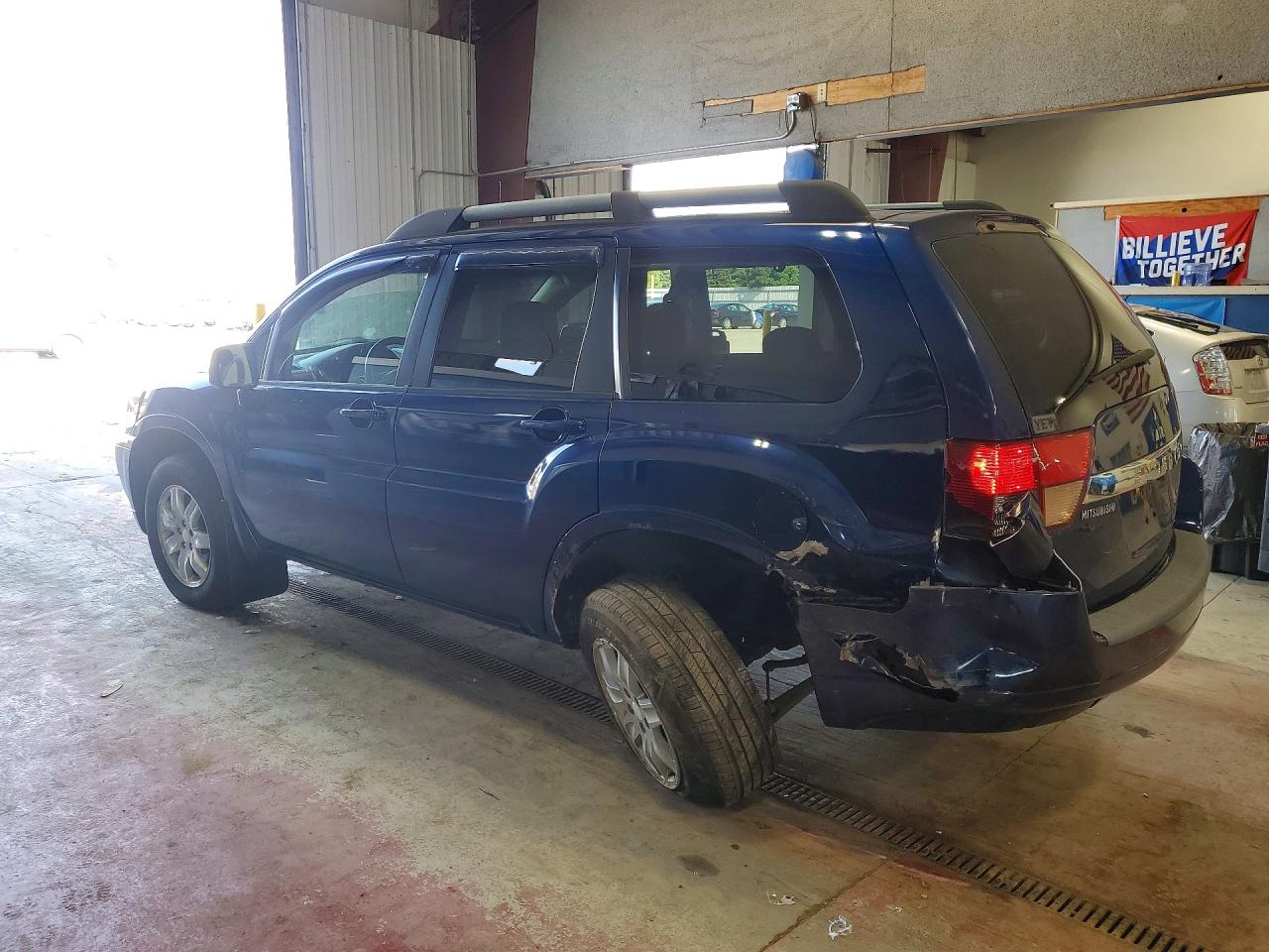 2010 Mitsubishi Endeavor Ls Blue vin: 4A4JN2AS7AE013522