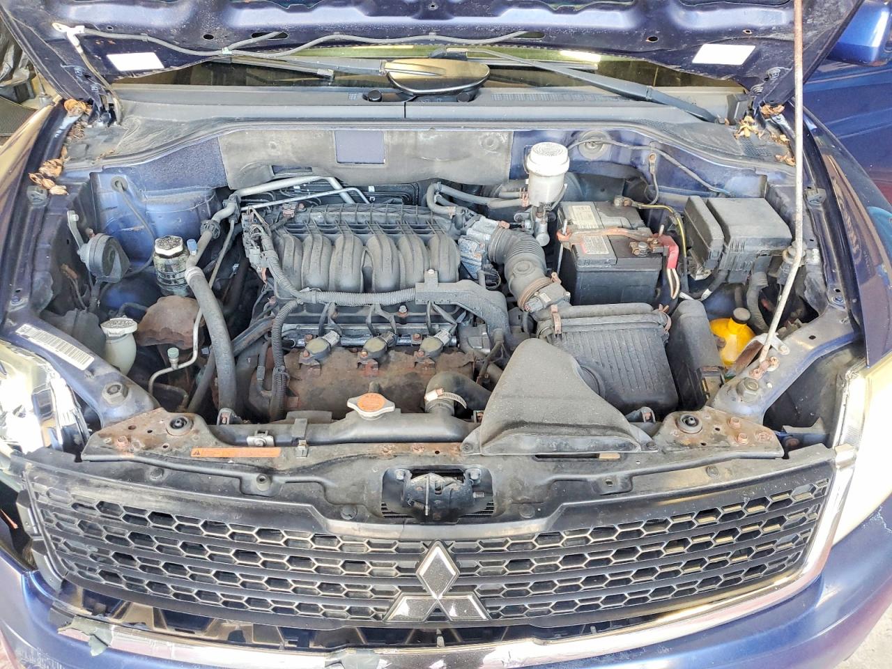 2010 Mitsubishi Endeavor Ls Blue vin: 4A4JN2AS7AE013522