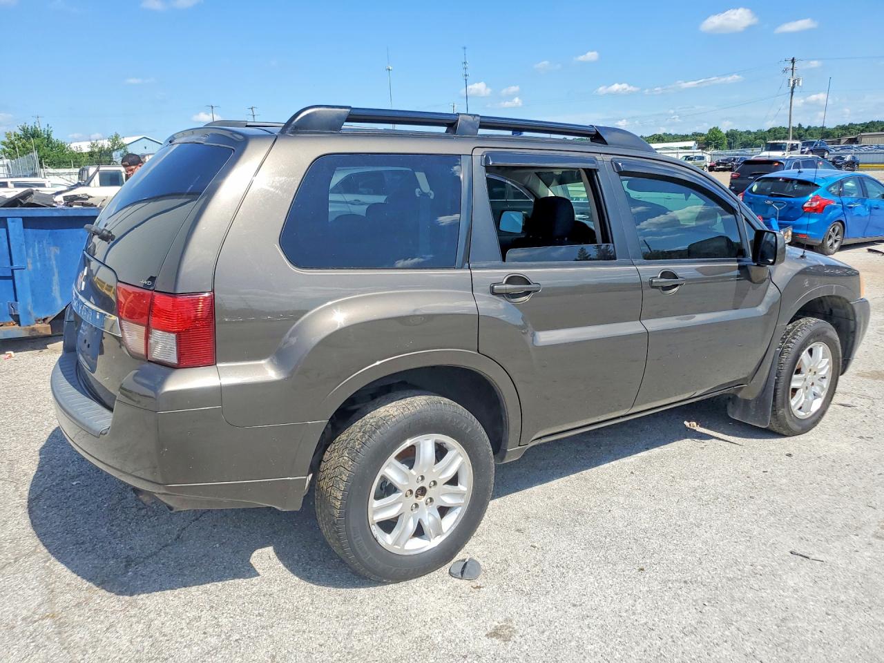 2011 Mitsubishi Endeavor Gray vin: 4A4JN2AS7BE025364