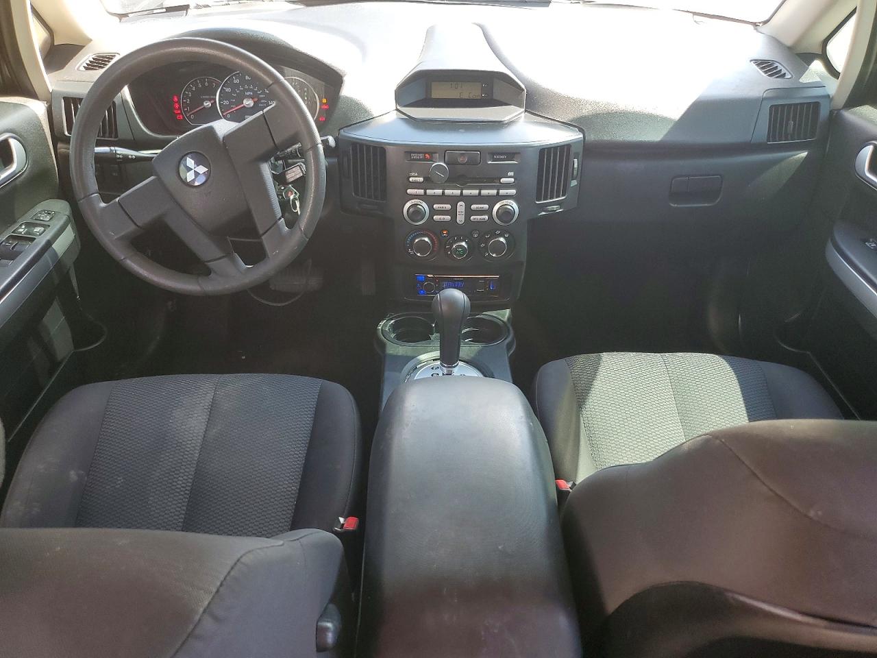 2011 Mitsubishi Endeavor Gray vin: 4A4JN2AS7BE025364