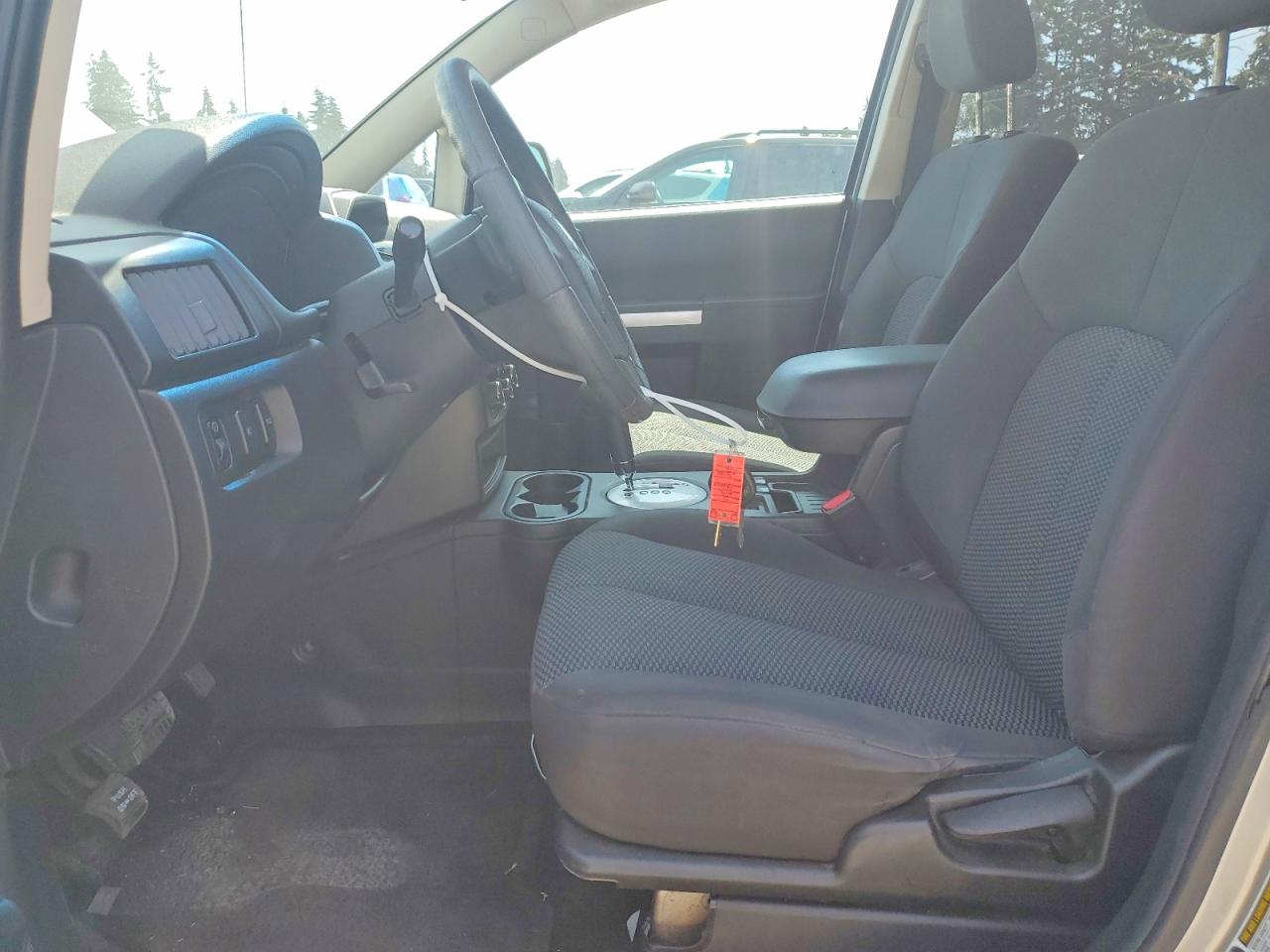 2011 Mitsubishi Endeavor Ls Silver vin: 4A4JN2AS7BE027082