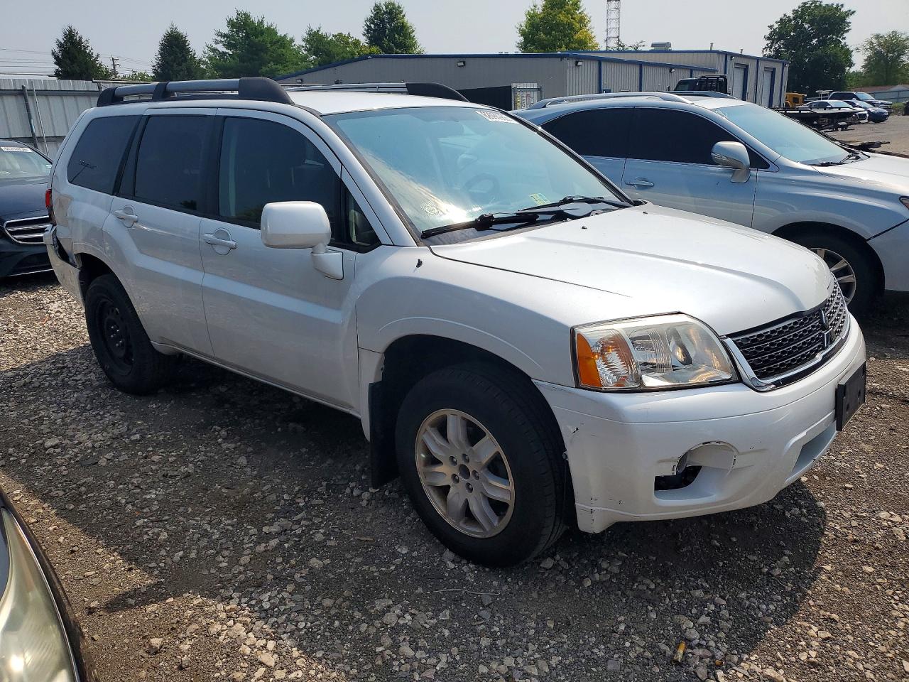 2011 Mitsubishi Endeavor Ls White vin: 4A4JN2AS7BE036610